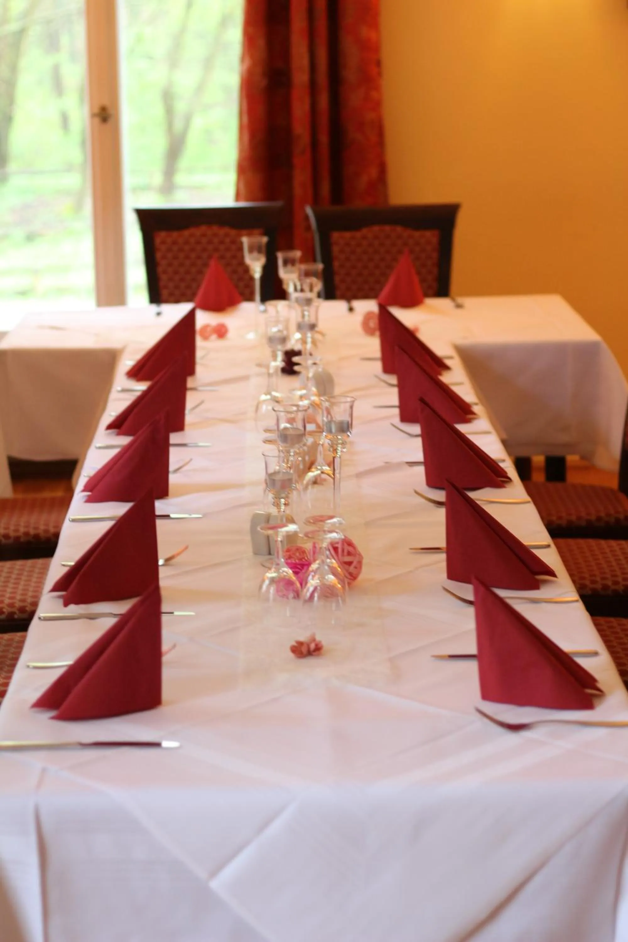 Restaurant/places to eat in Waldsee Hotel am Wirchensee