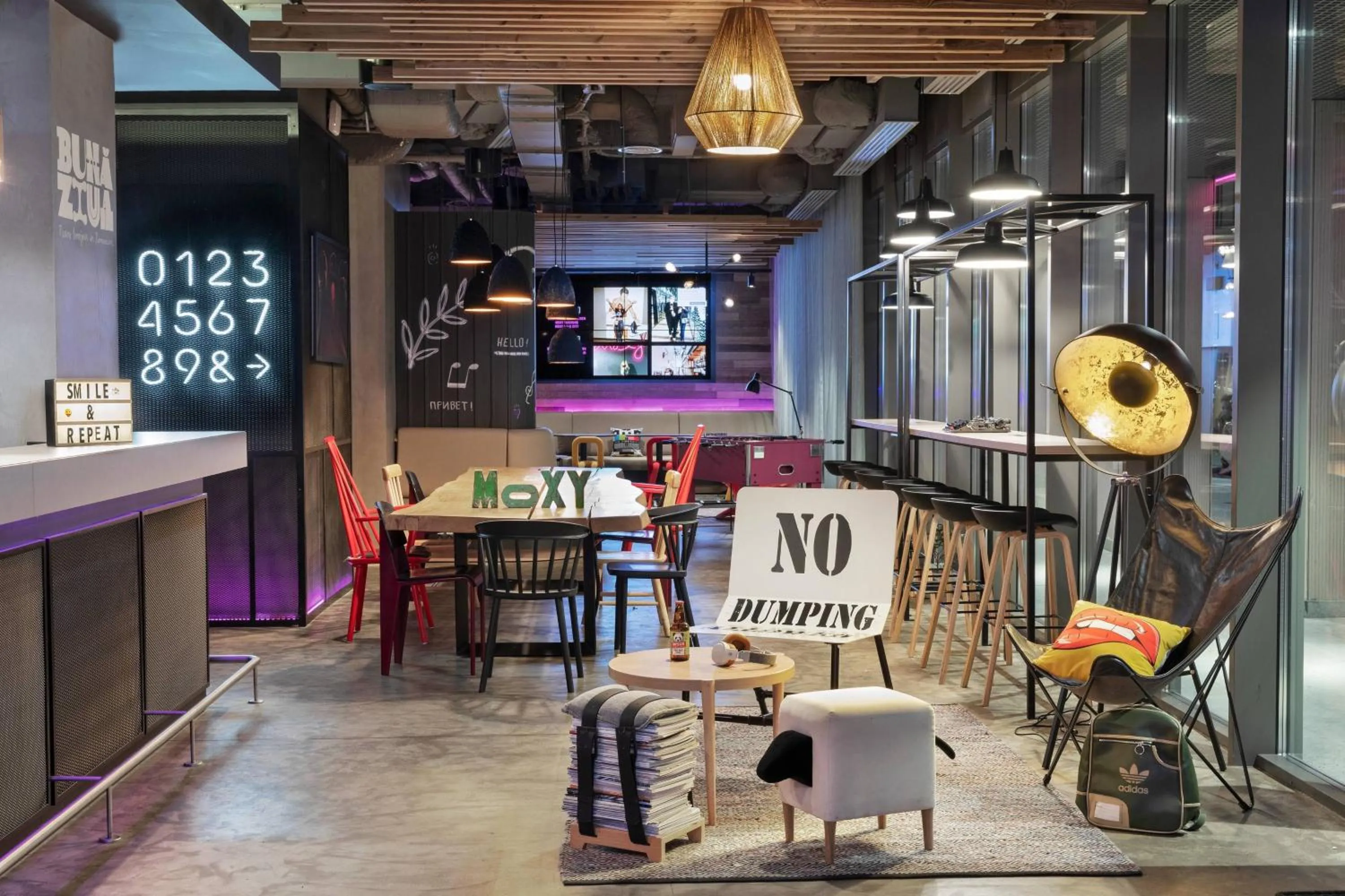 Lobby or reception in Moxy Bucharest Old Town