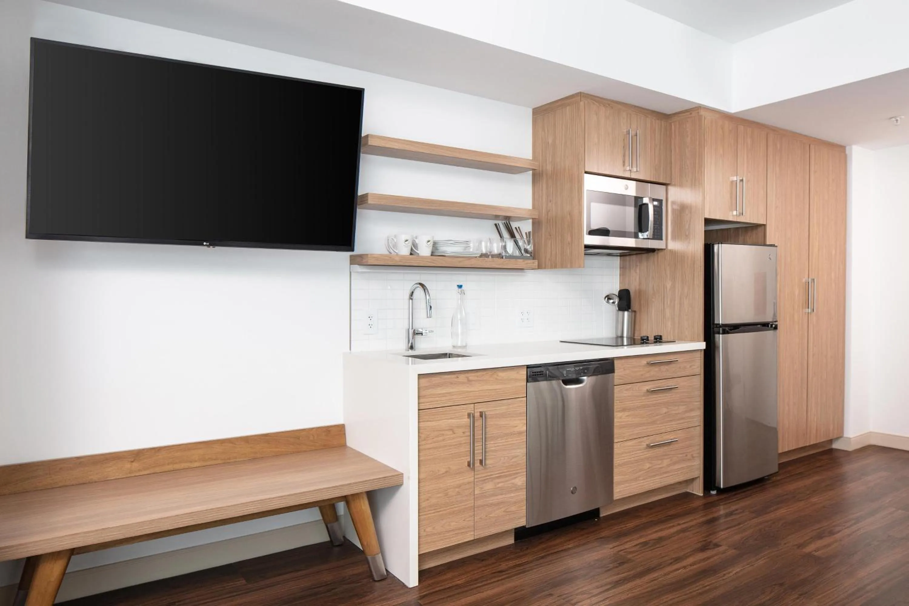 Photo of the whole room in Element Iowa City