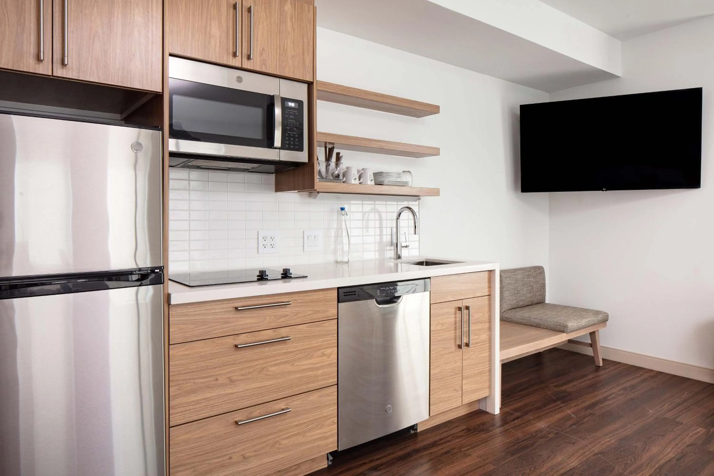 Photo of the whole room in Element Iowa City