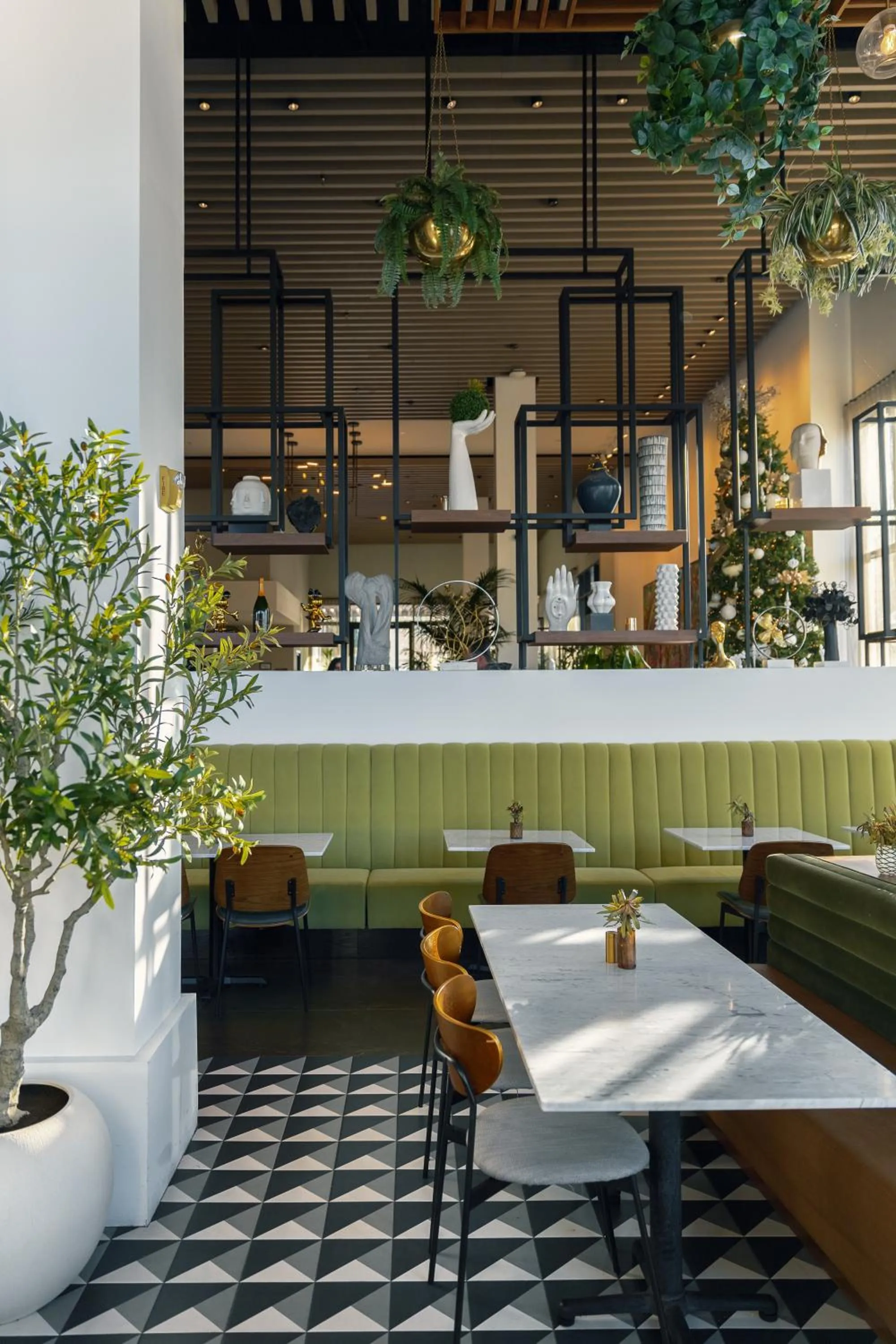 Restaurant/places to eat in The Glenmark, Glendale, a Tribute Portfolio Hotel