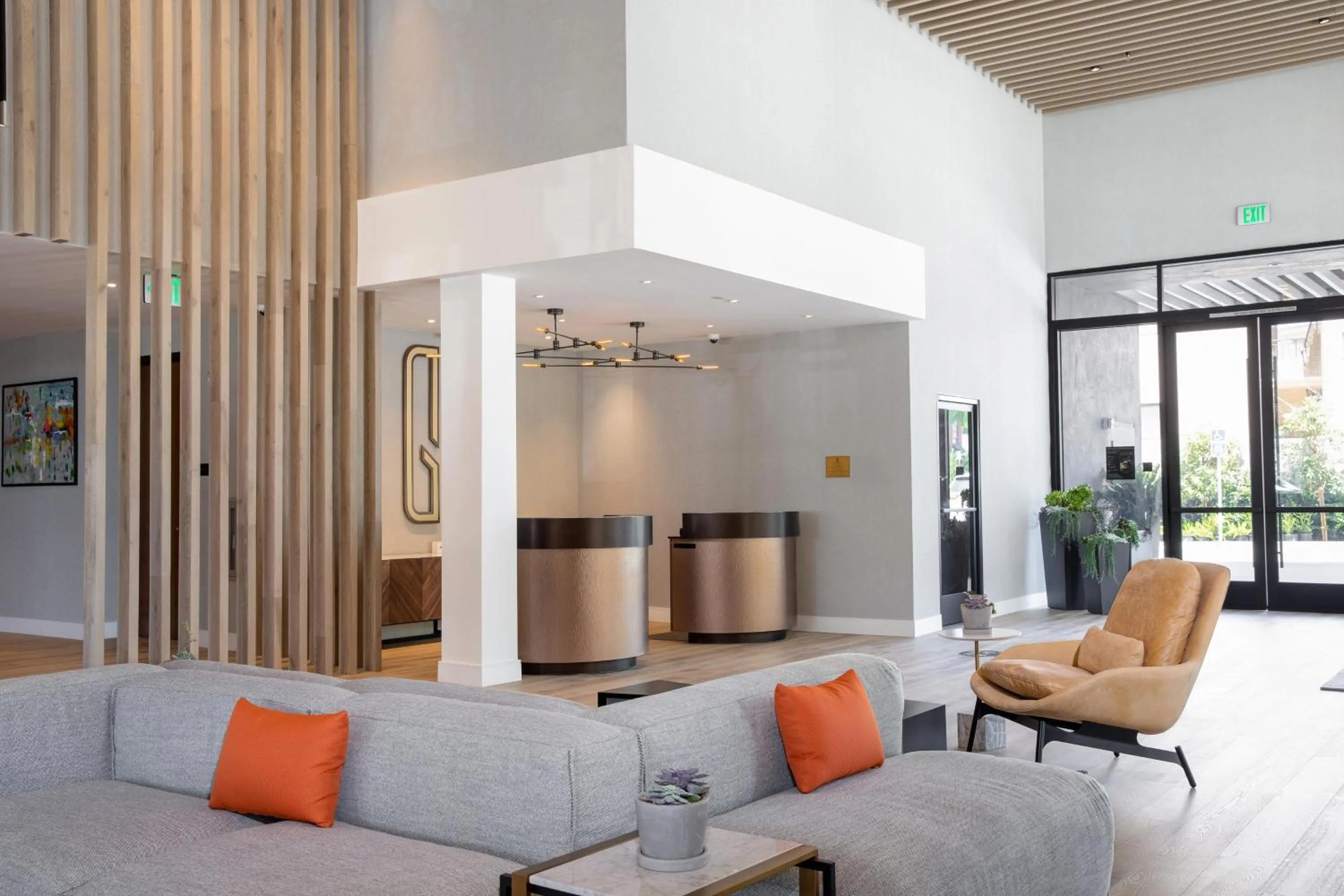 Lobby or reception in The Glenmark, Glendale, a Tribute Portfolio Hotel