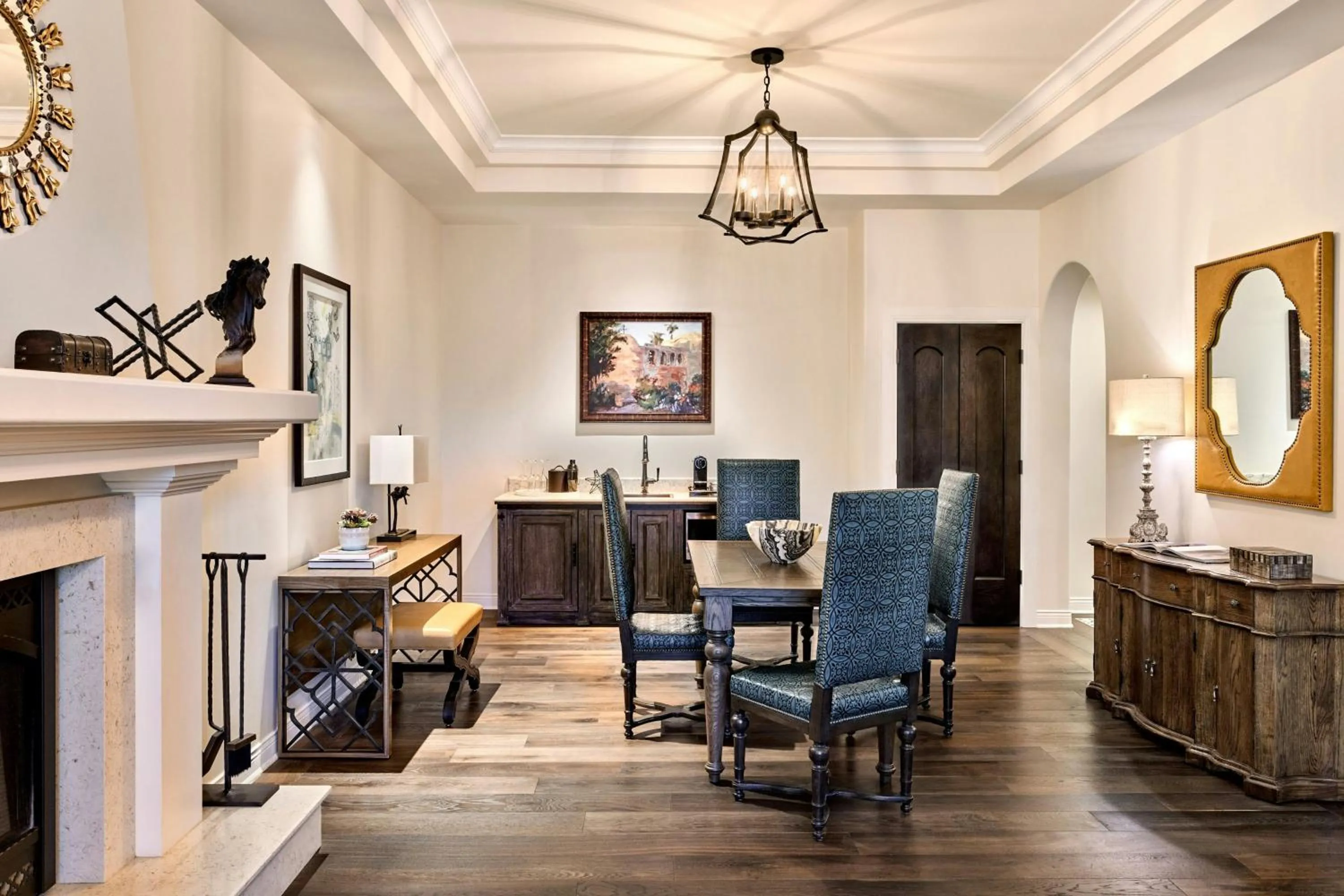 Living room in Inn at the Mission San Juan Capistrano, Autograph Collection