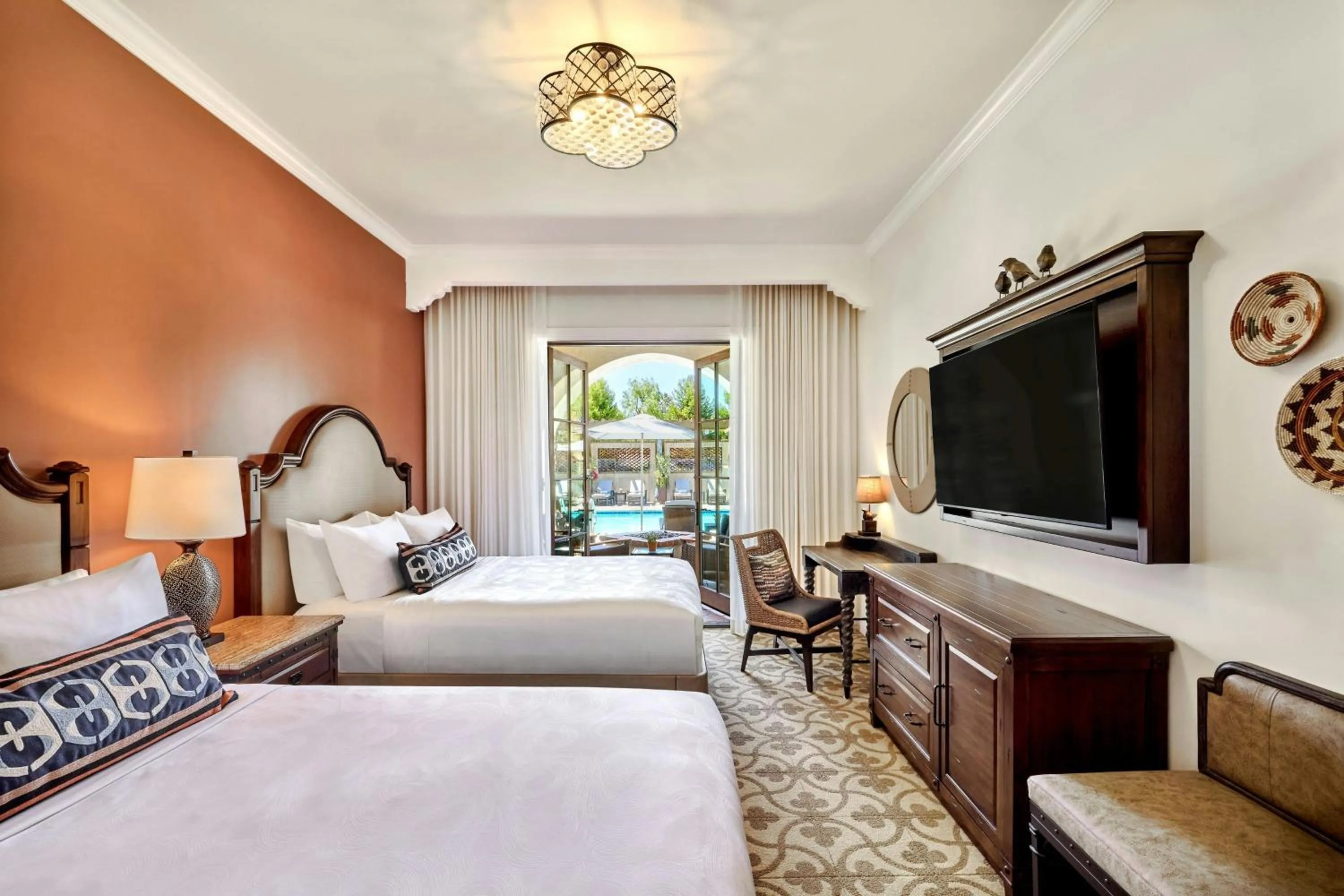 Photo of the whole room, Bed in Inn at the Mission San Juan Capistrano, Autograph Collection