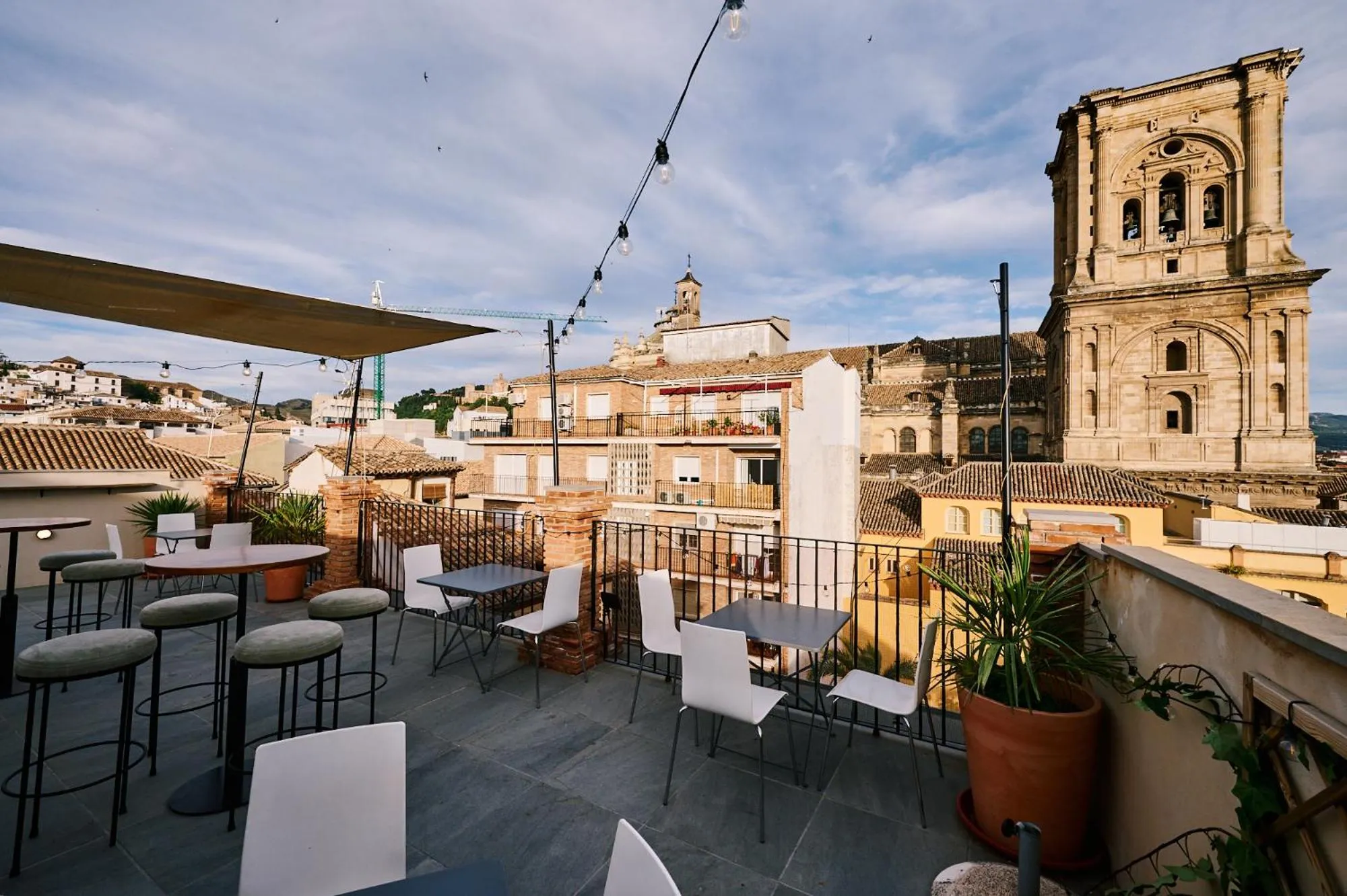 Summer in Toc Hostel Granada