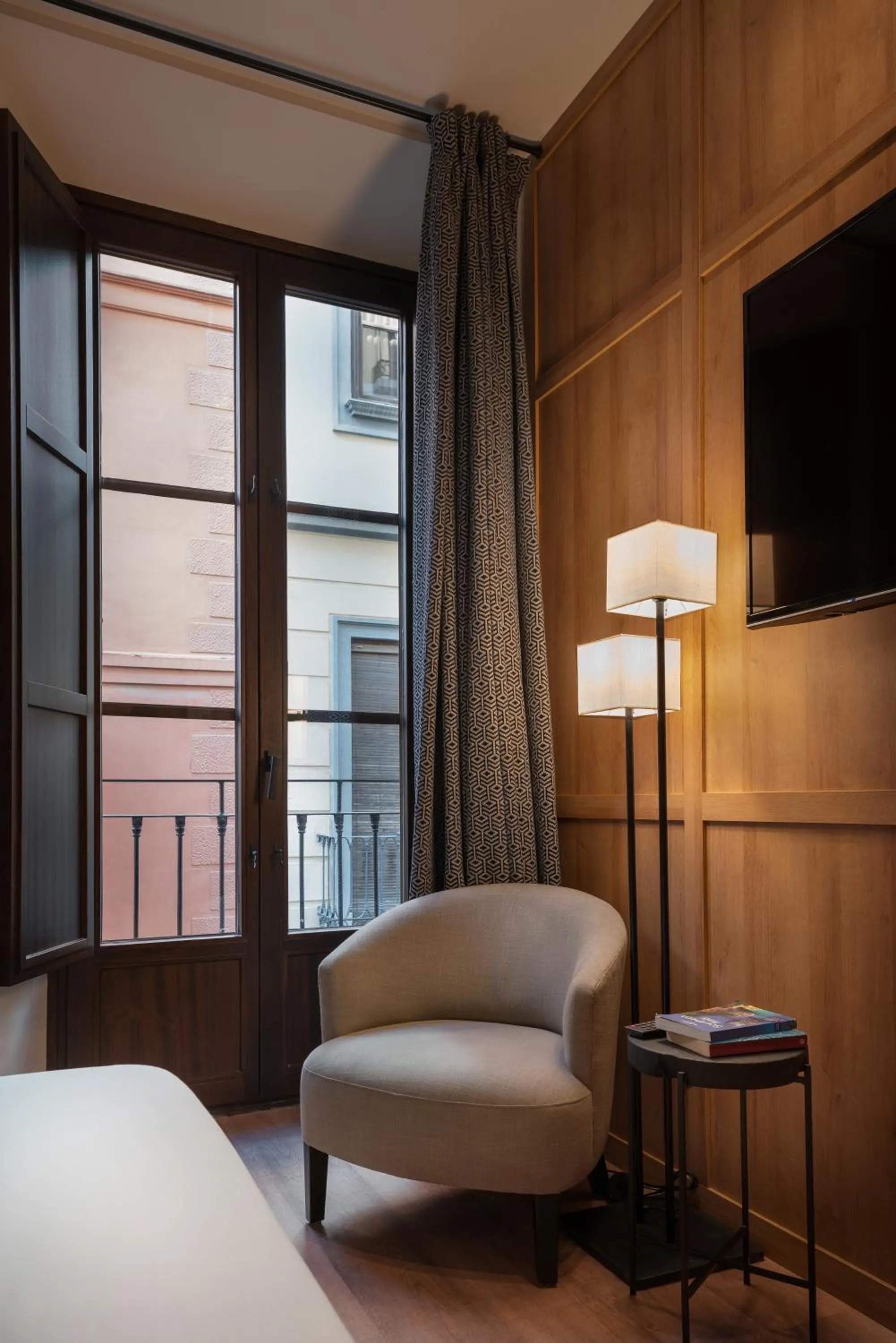 Decorative detail, Bed in Toc Hostel Granada