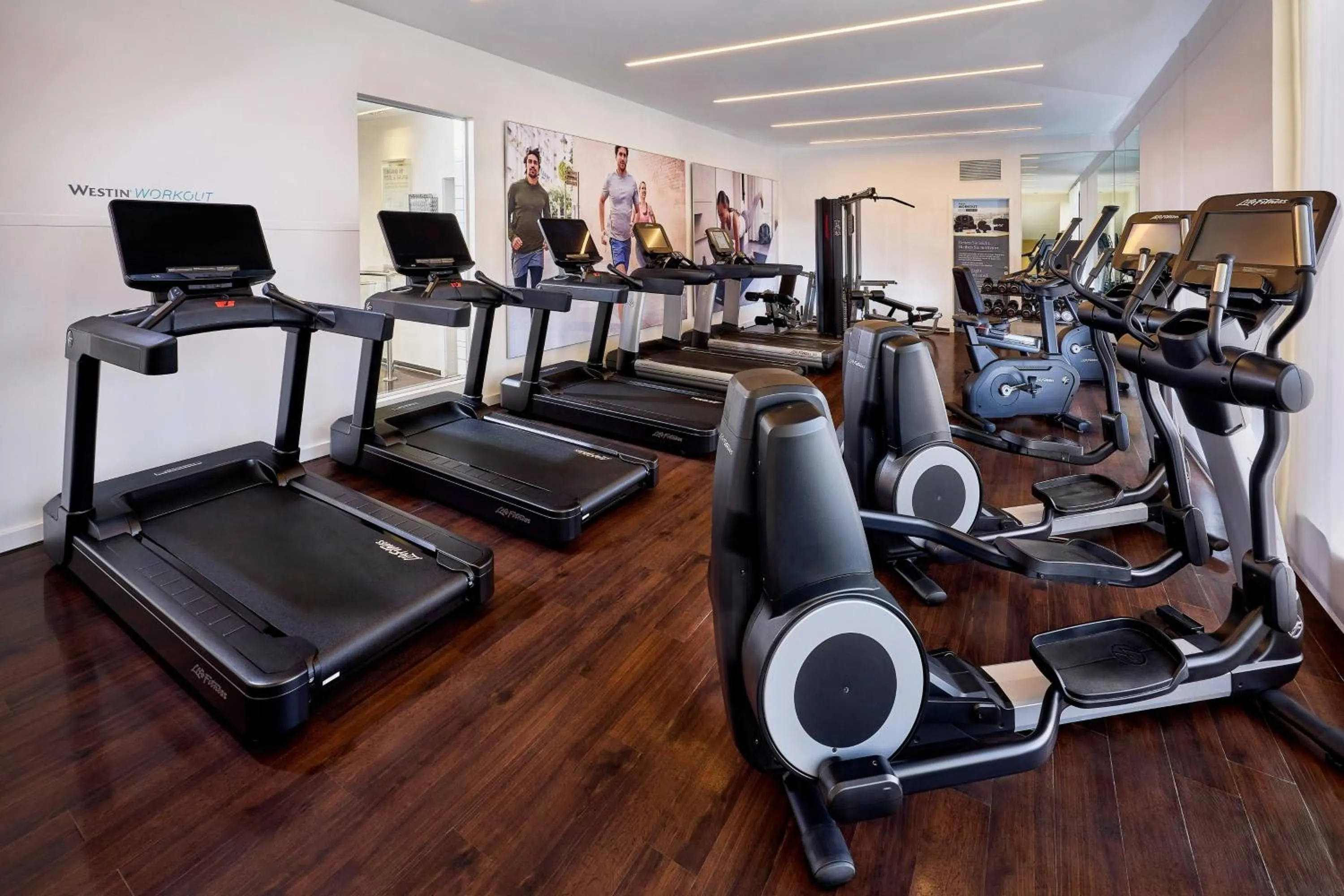 Fitness centre/facilities in The Westin Leipzig