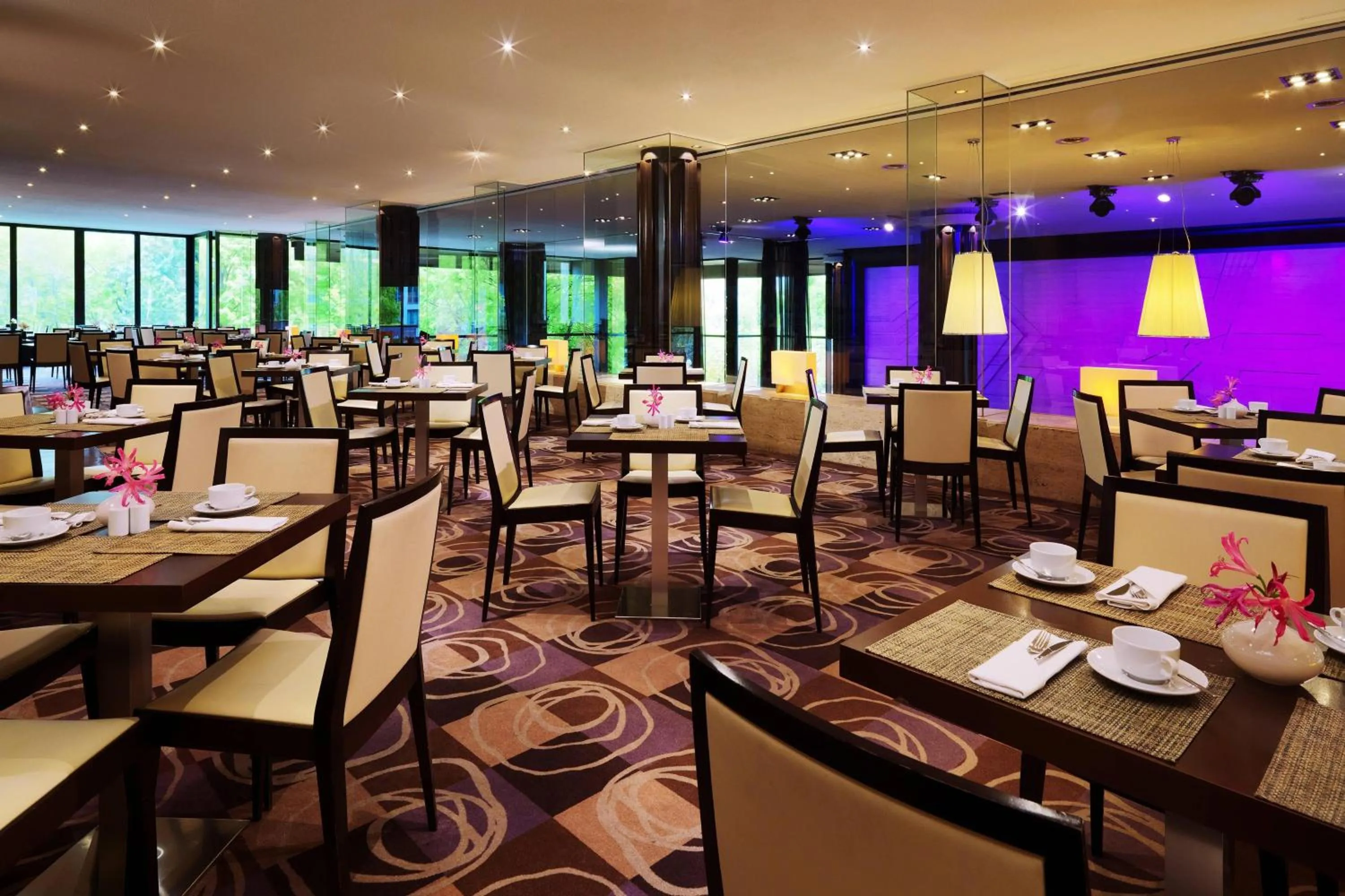 Restaurant/places to eat in The Westin Leipzig