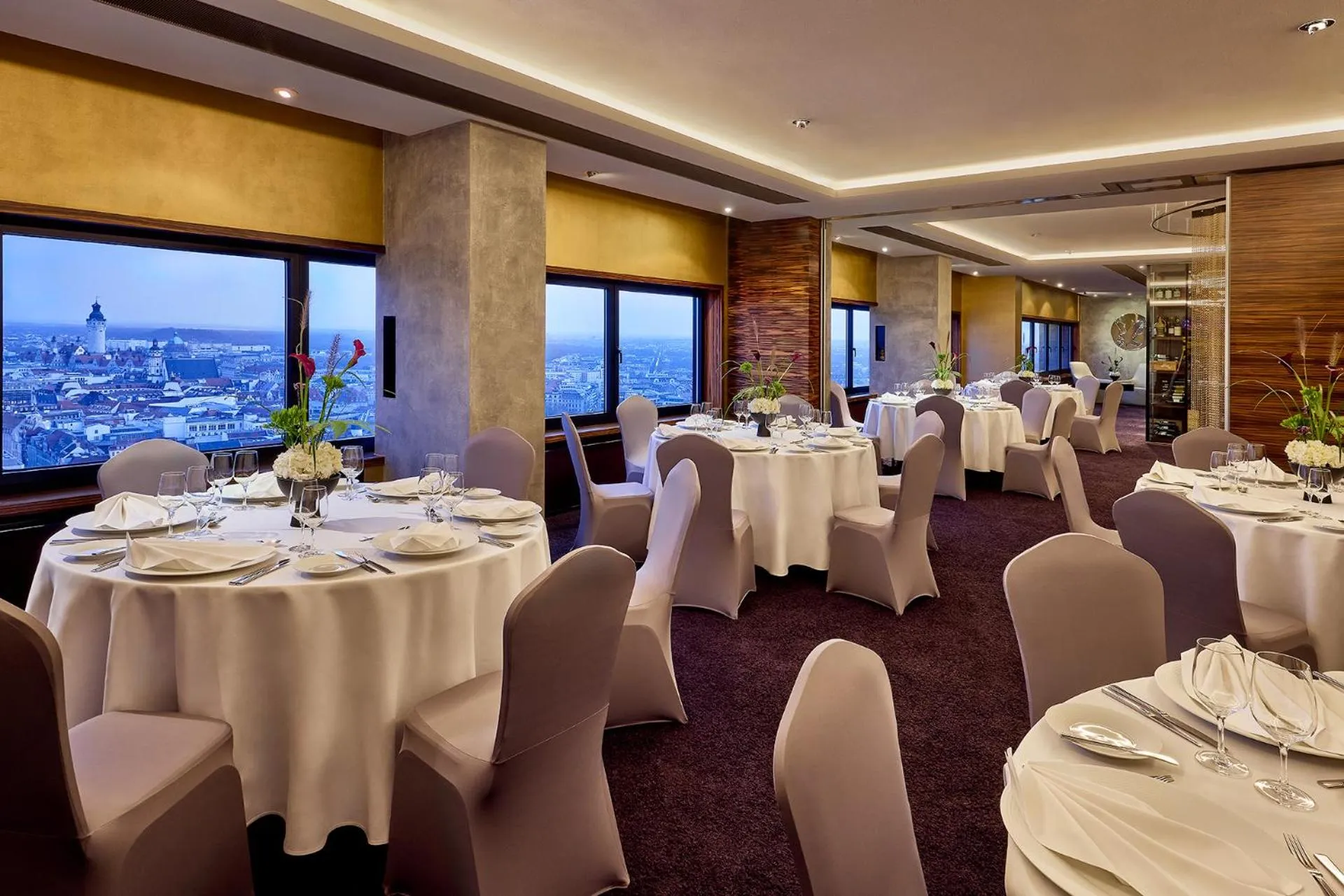 Restaurant/places to eat in The Westin Leipzig