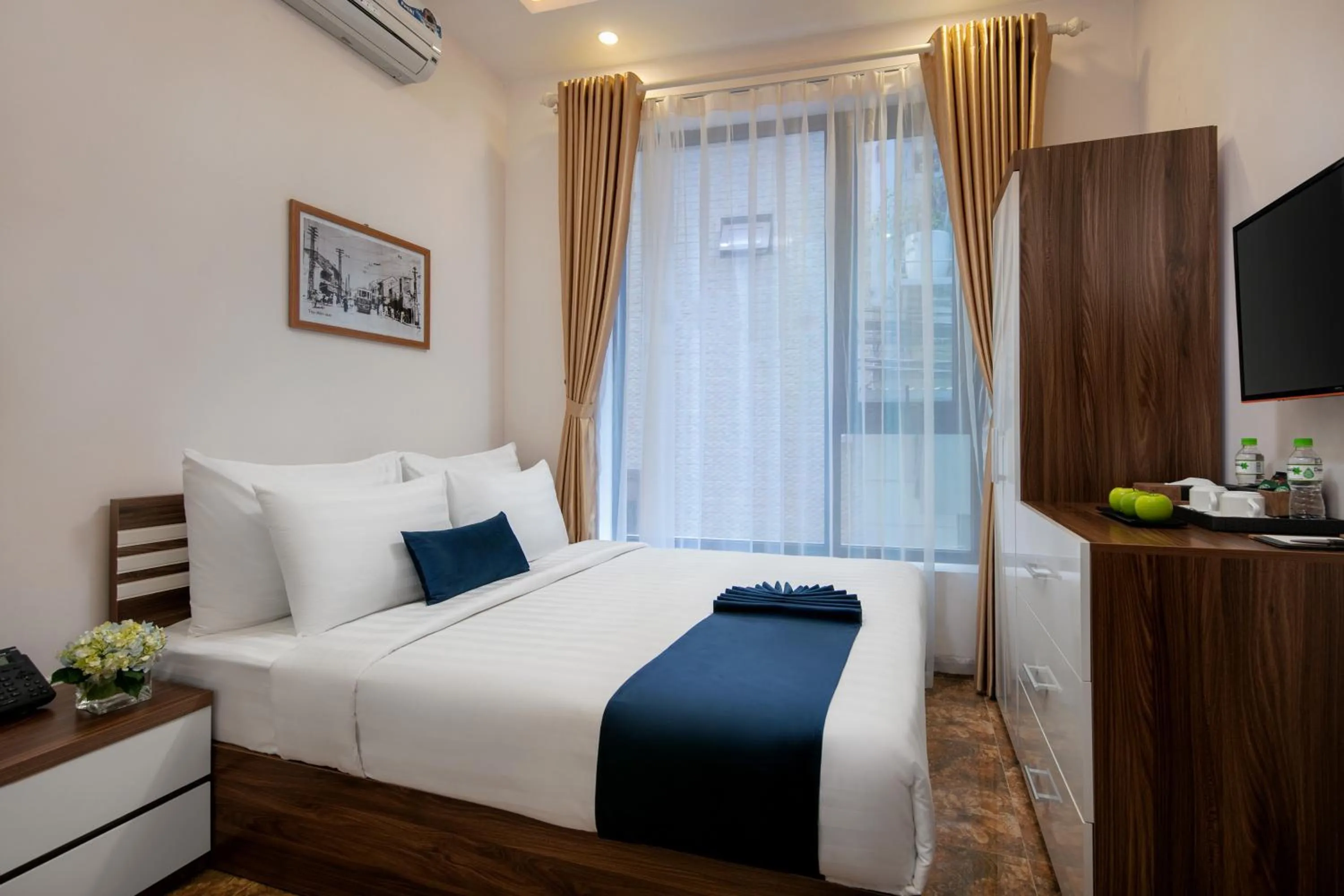 Bed in Patel Hotel Hanoi