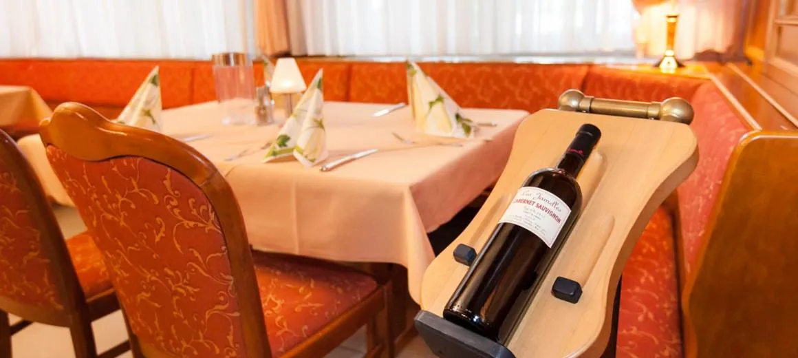 Restaurant/places to eat in Hotel-Restaurant Breitenbacher Hof