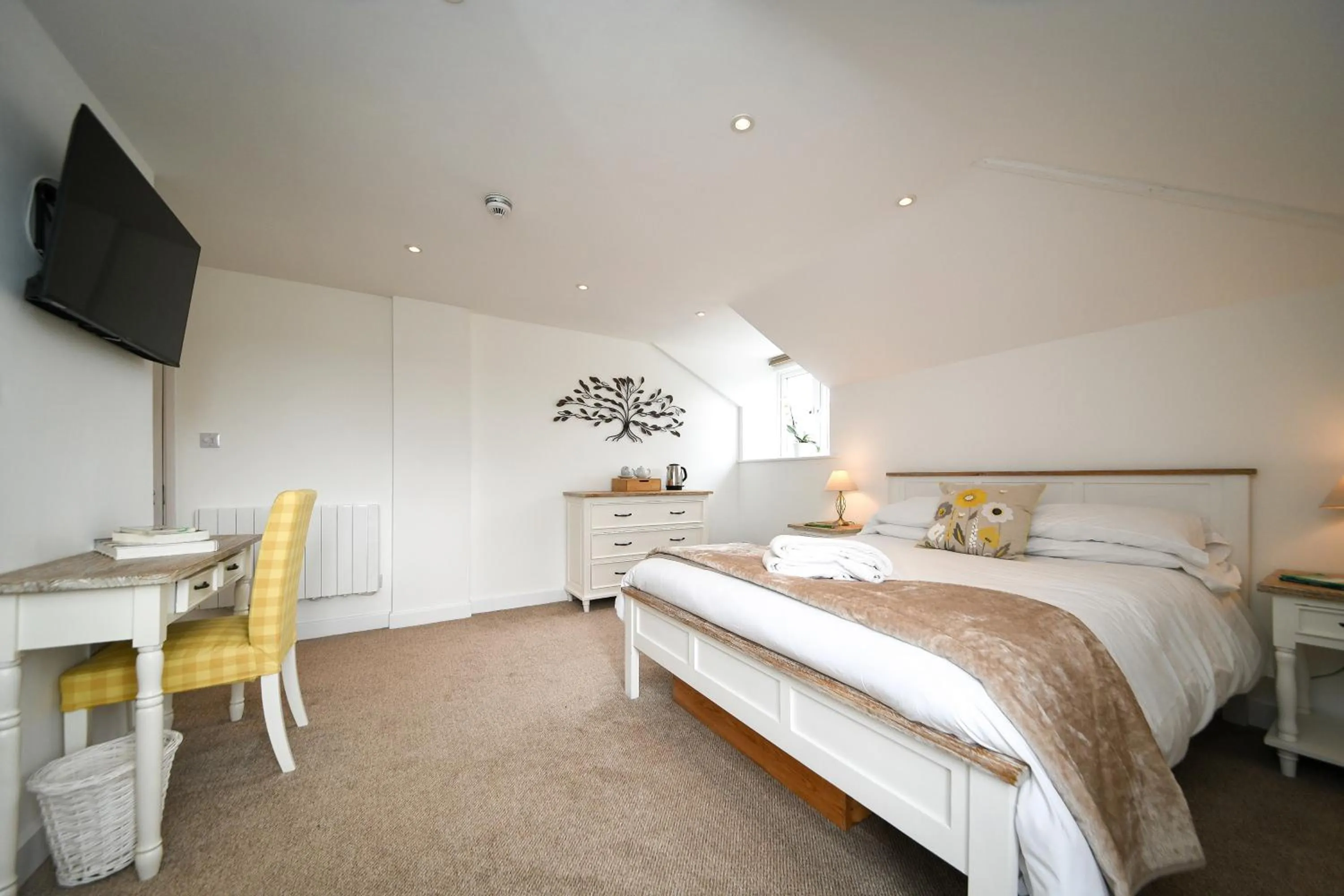 Bedroom, Bed in Lakeside Old Hunstanton