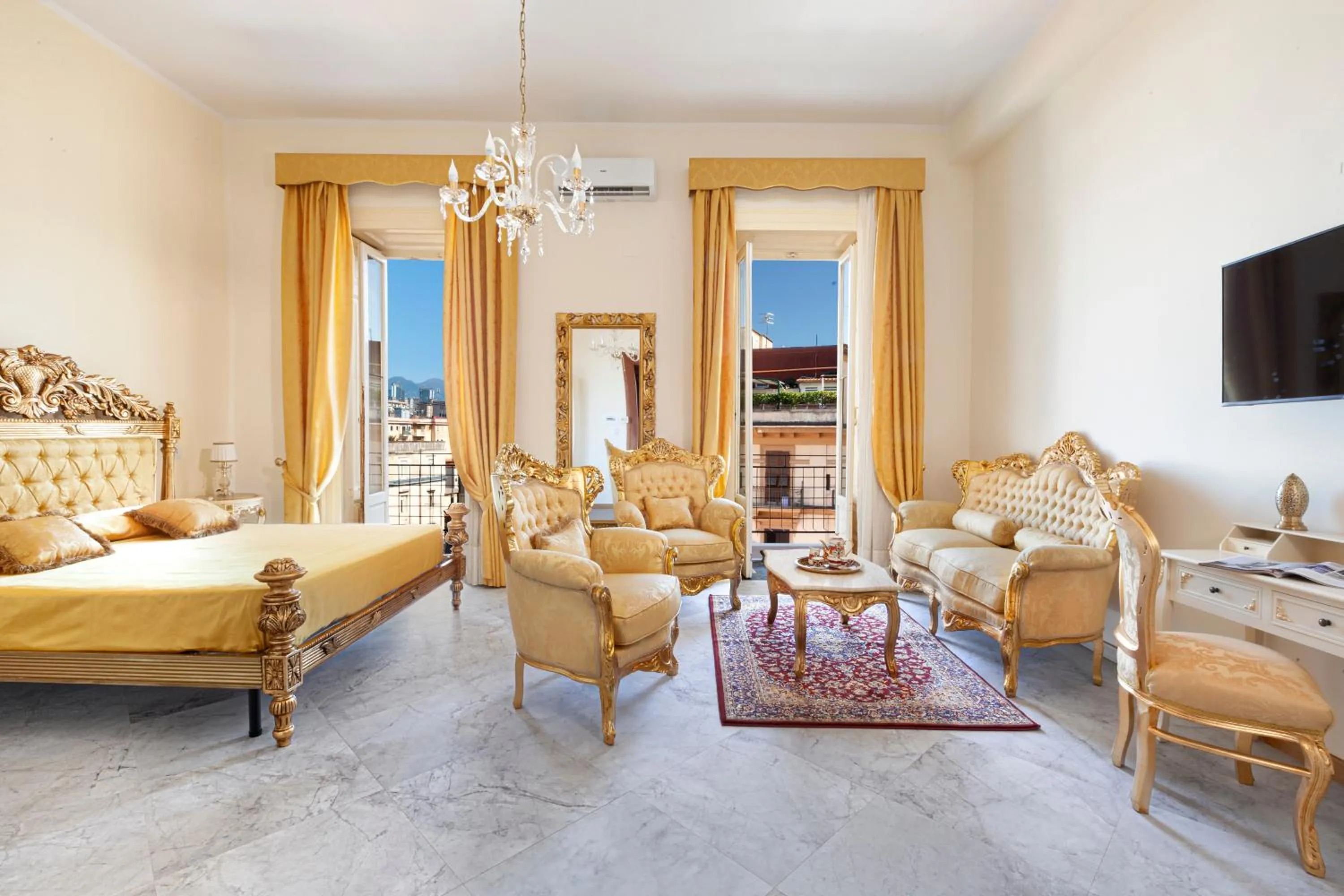 Living room in Relais Antica Napoli