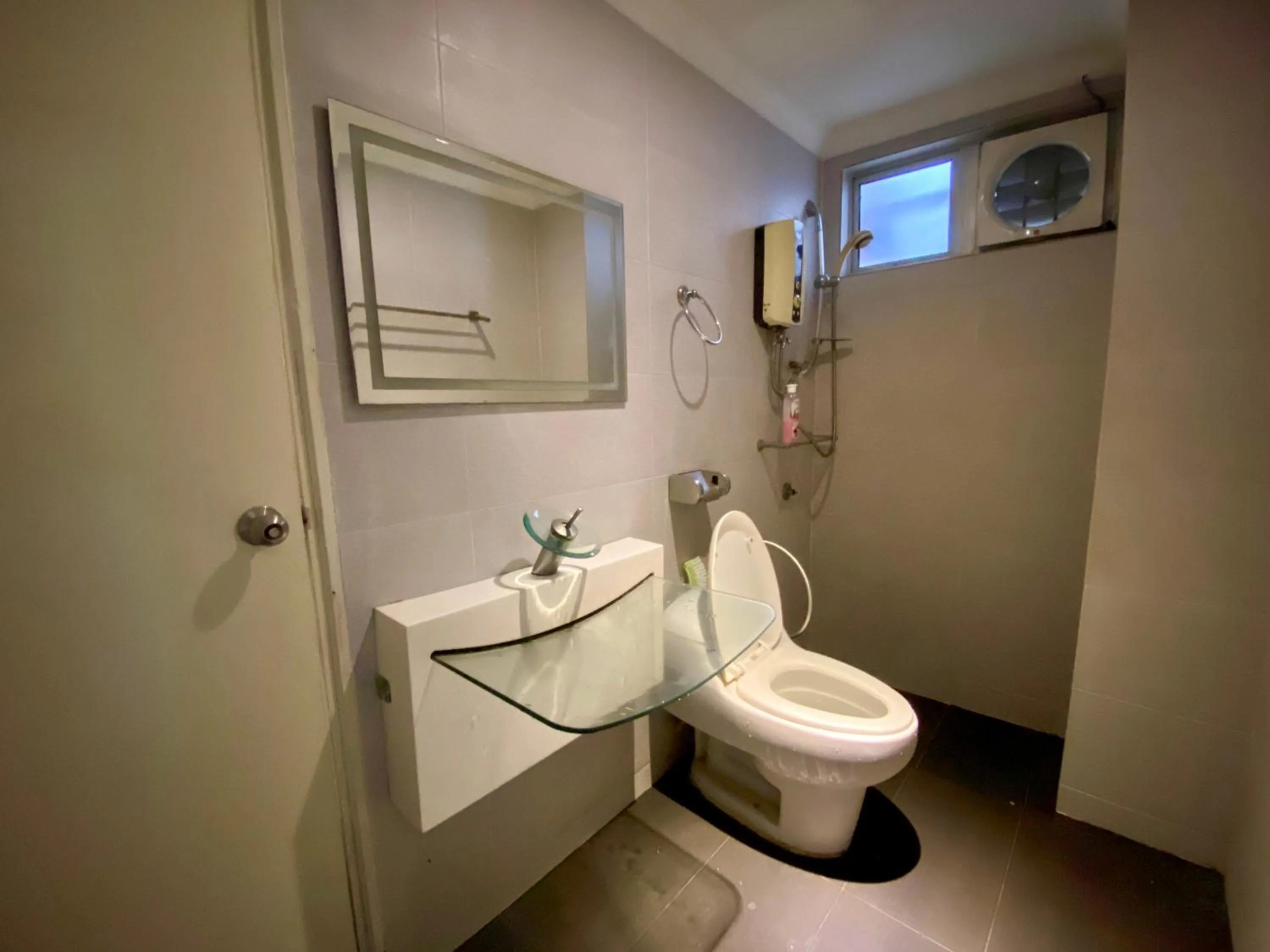 Bathroom in Maison Seaview Suites Port Dickson