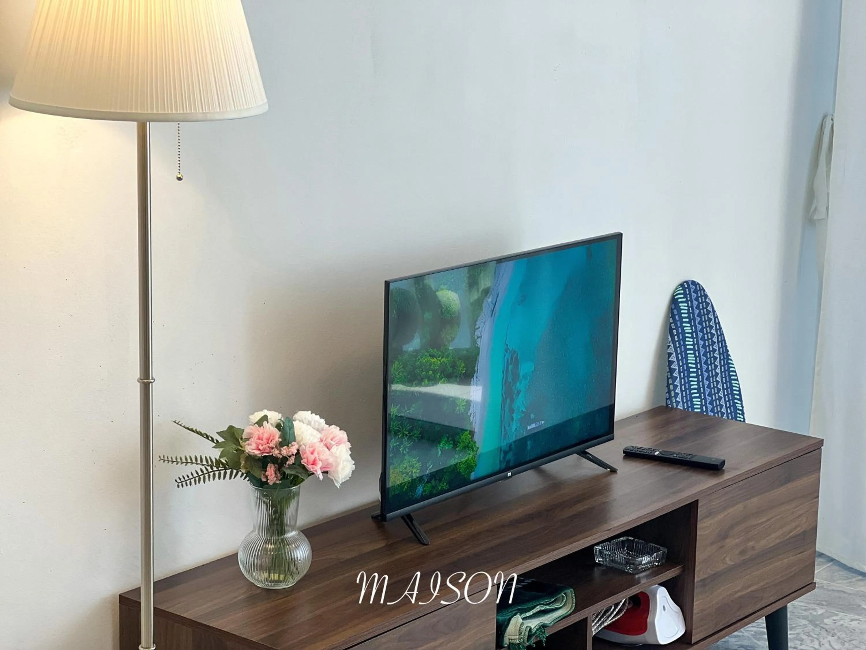 Communal lounge/ TV room in Maison Seaview Suites Port Dickson
