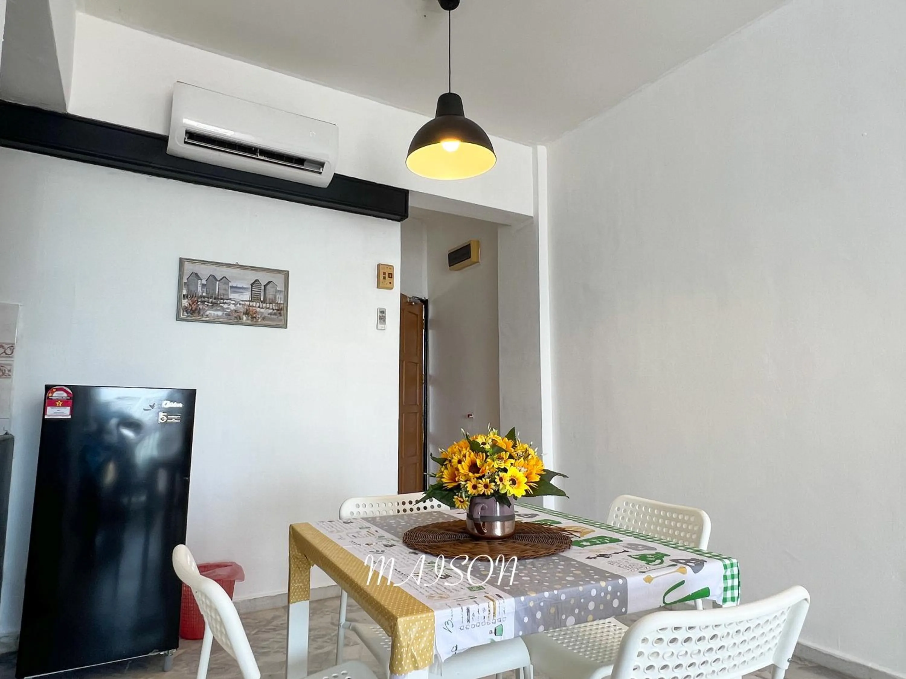 Kitchen or kitchenette in Maison Seaview Suites Port Dickson