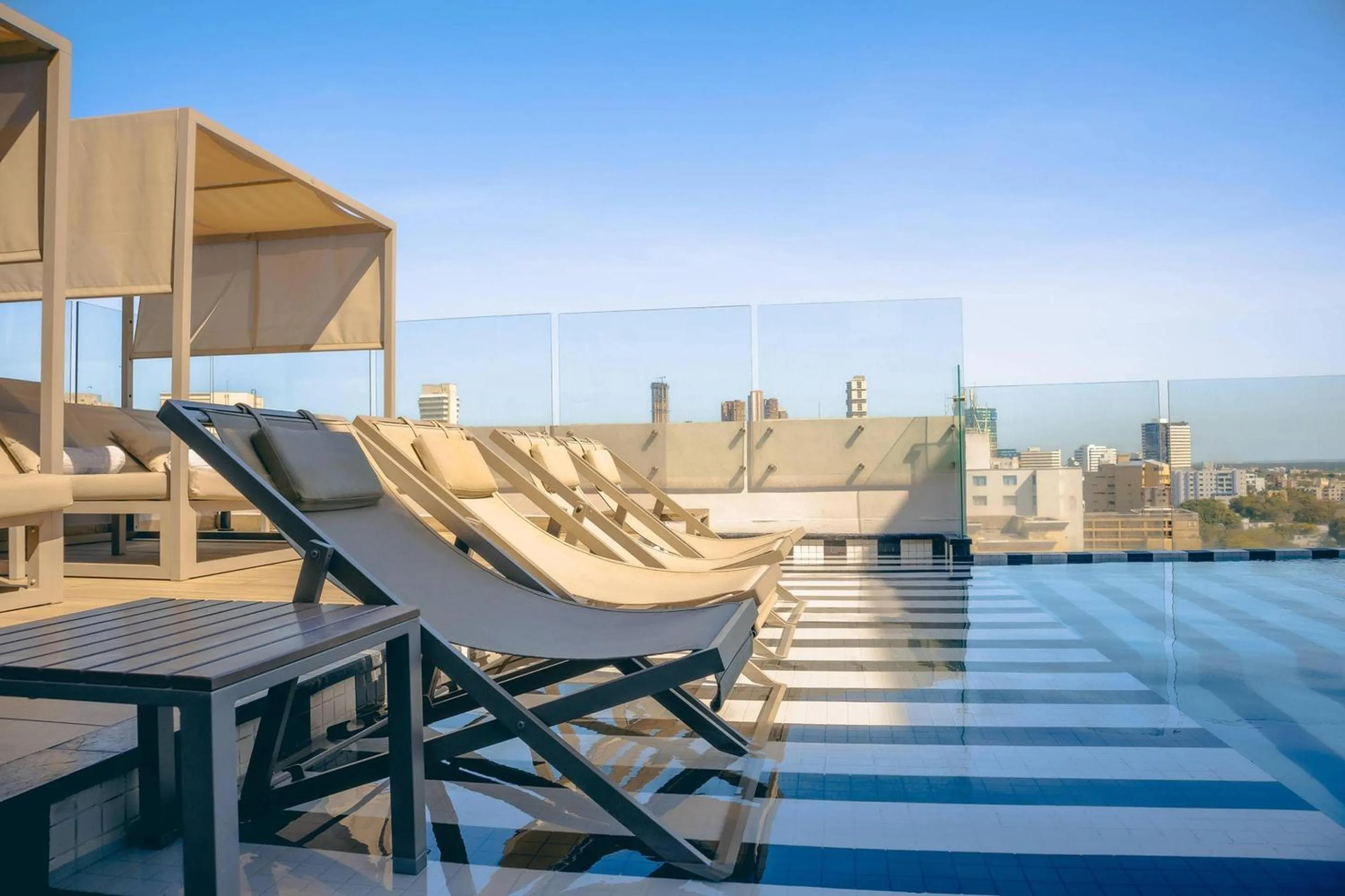 Swimming pool in Faranda Collection Barranquilla, a member of Radisson Individuals