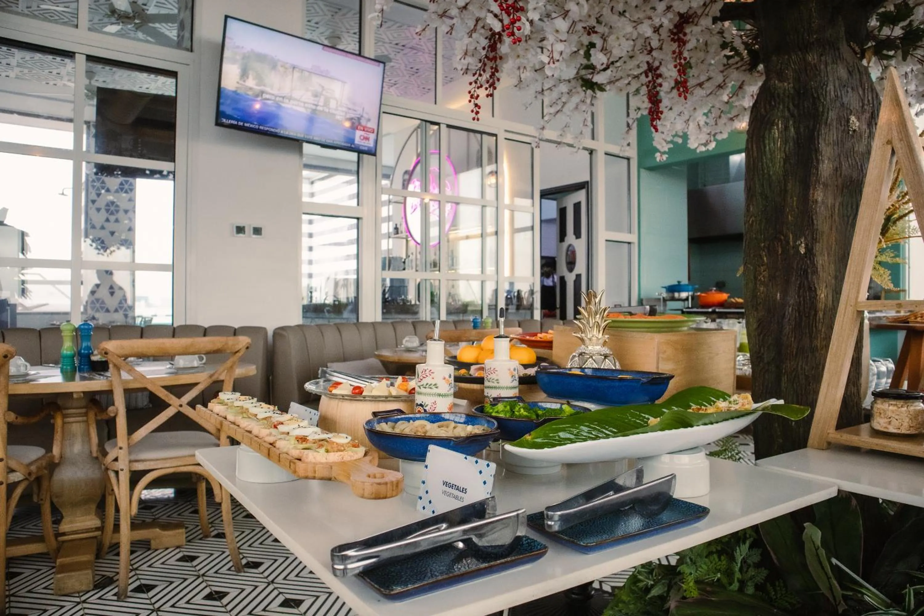 Breakfast in Faranda Collection Barranquilla, a member of Radisson Individuals