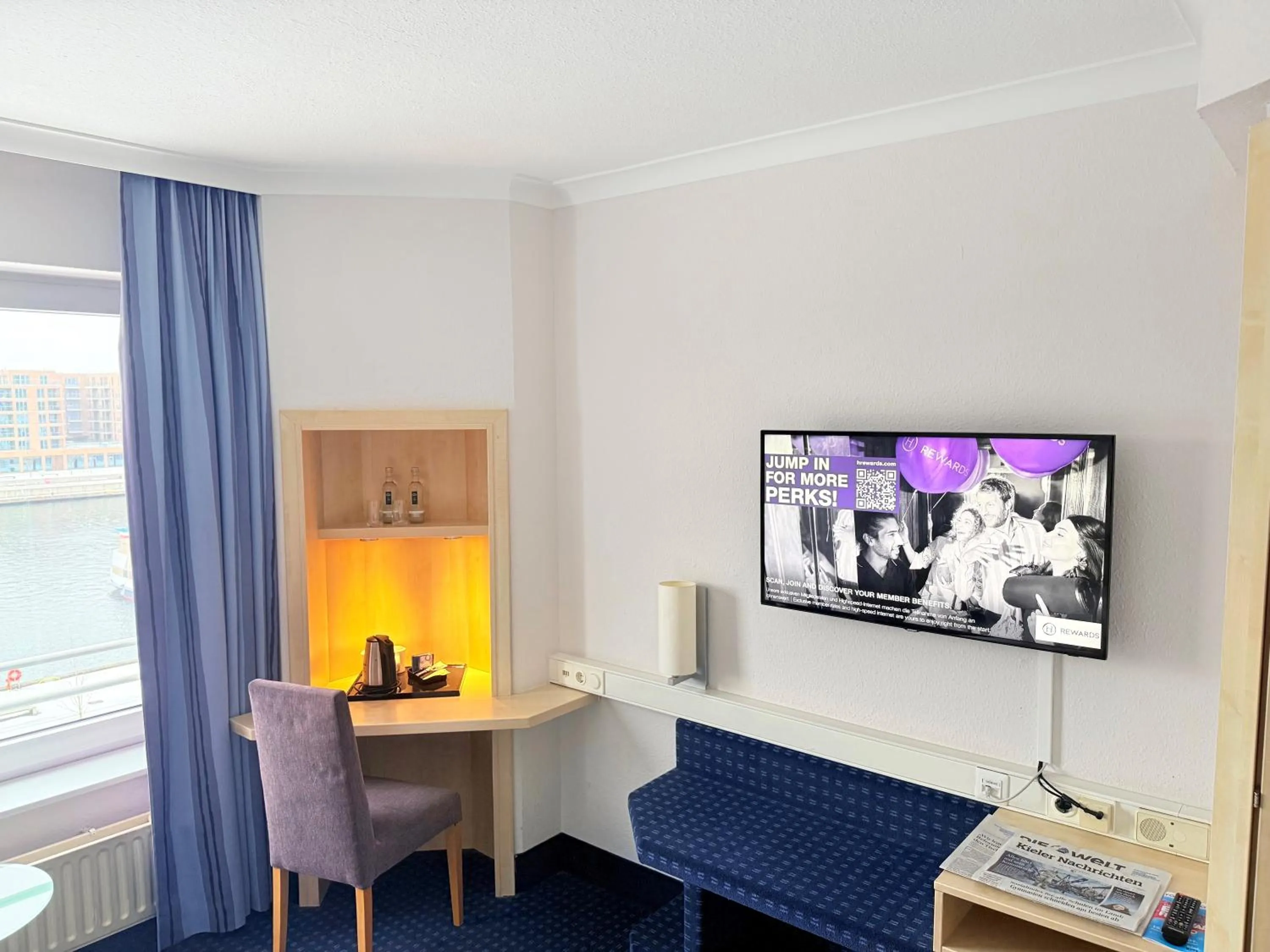 Bedroom in IntercityHotel Kiel