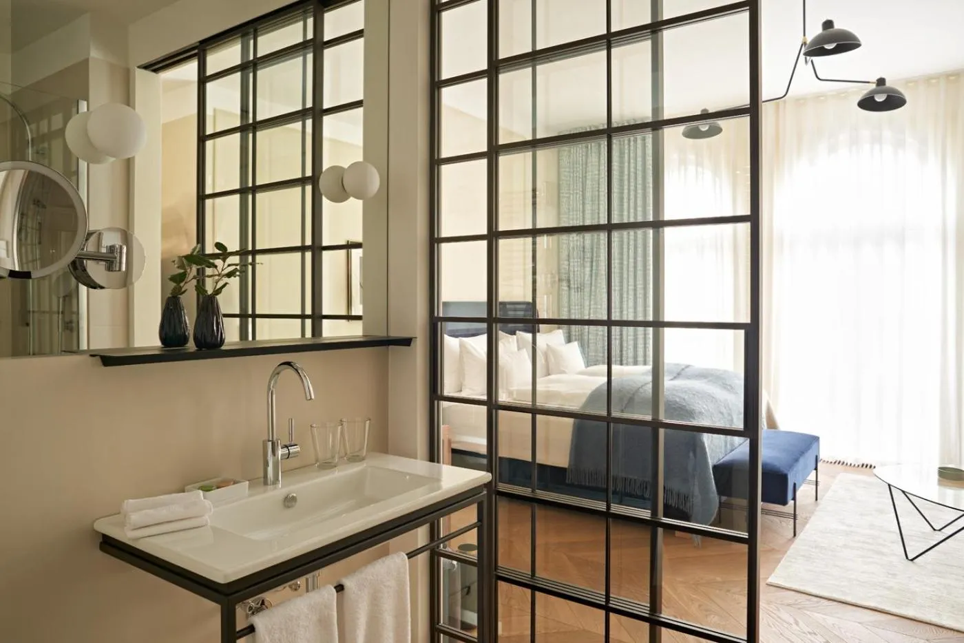Bathroom in Bagatelle Gardenhouse