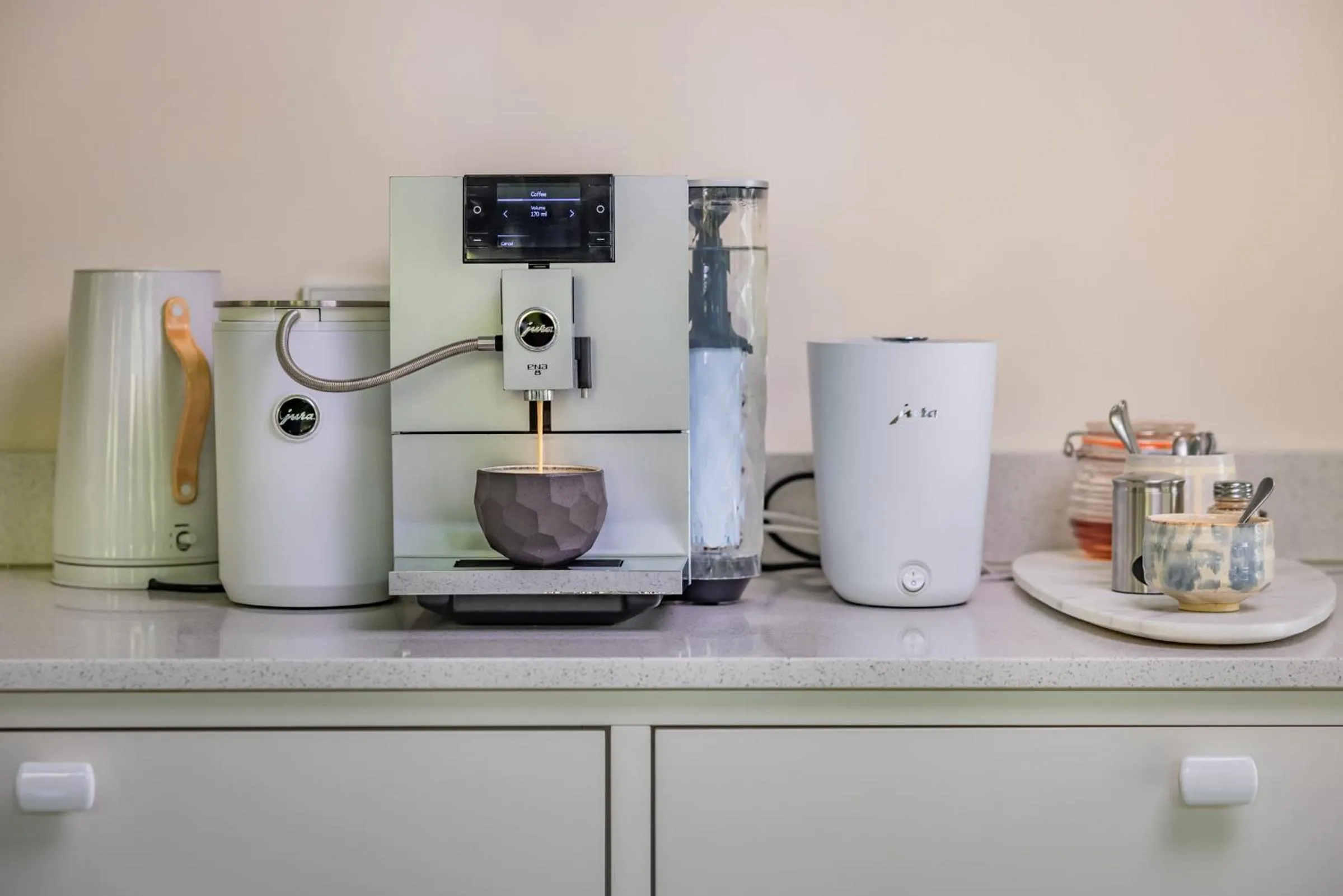 Restaurant/places to eat in Bagatelle Gardenhouse