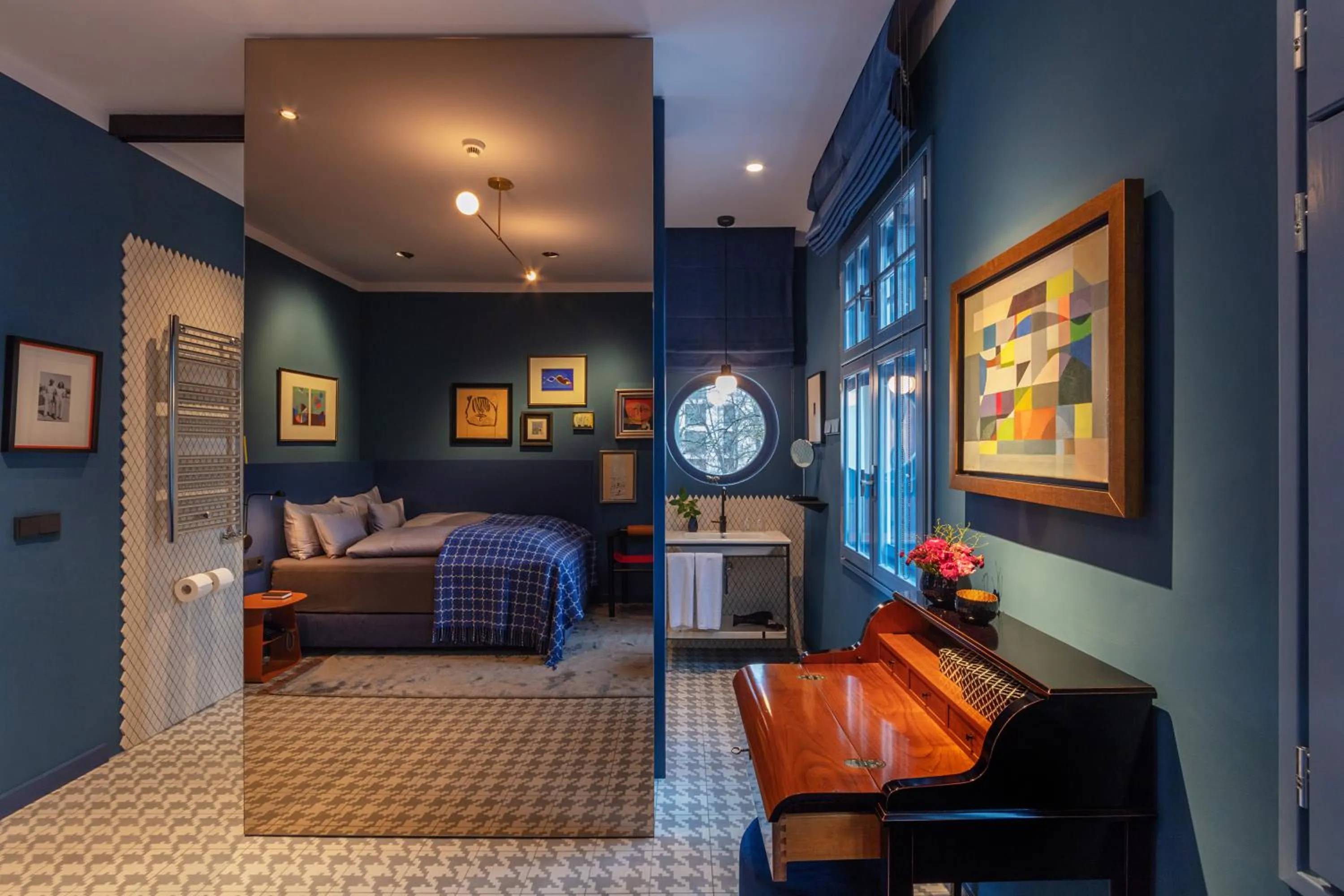 Bedroom, Bed in Bagatelle Gardenhouse