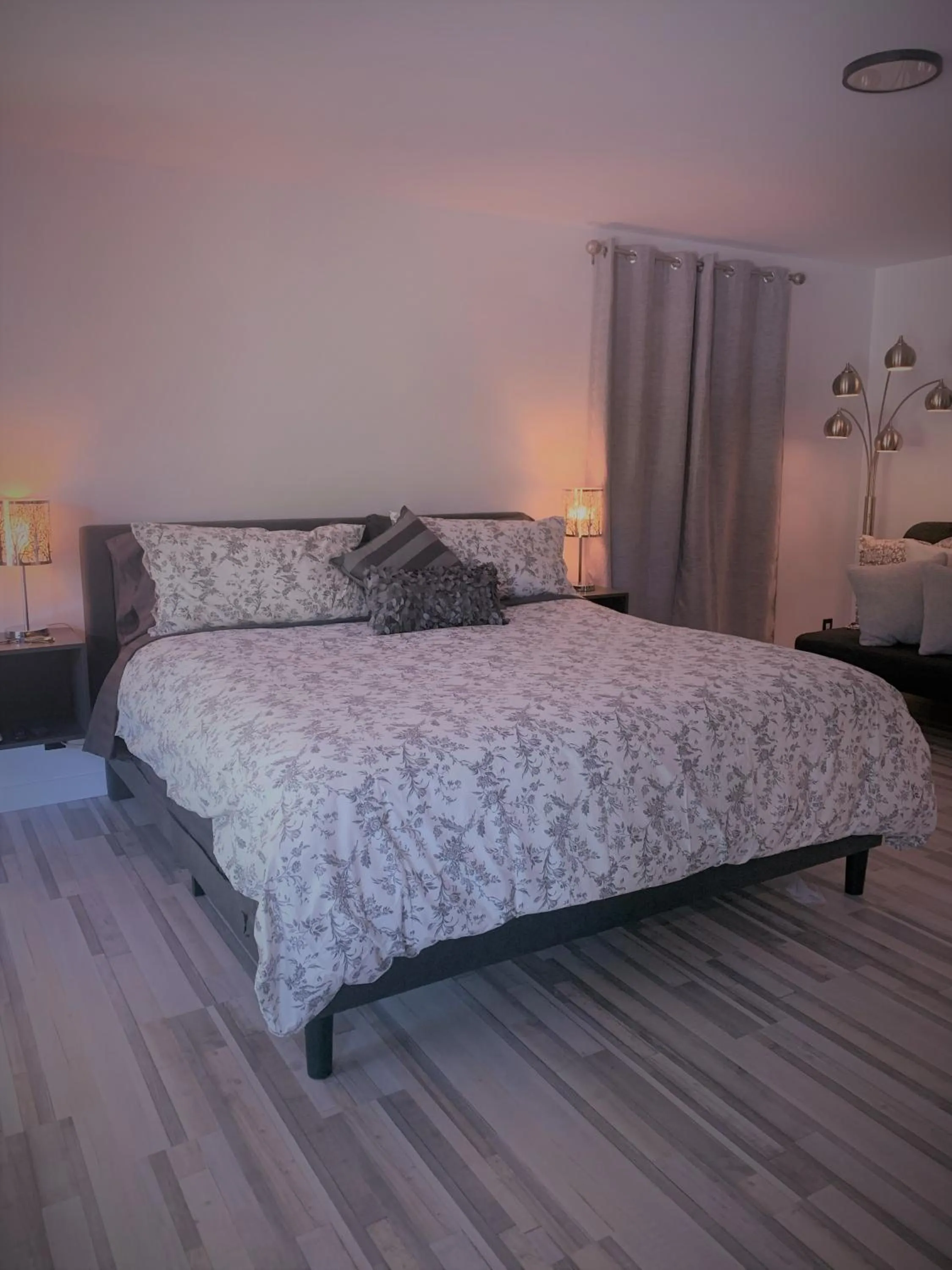 Bed in La Bohème - Bed & Breakfast