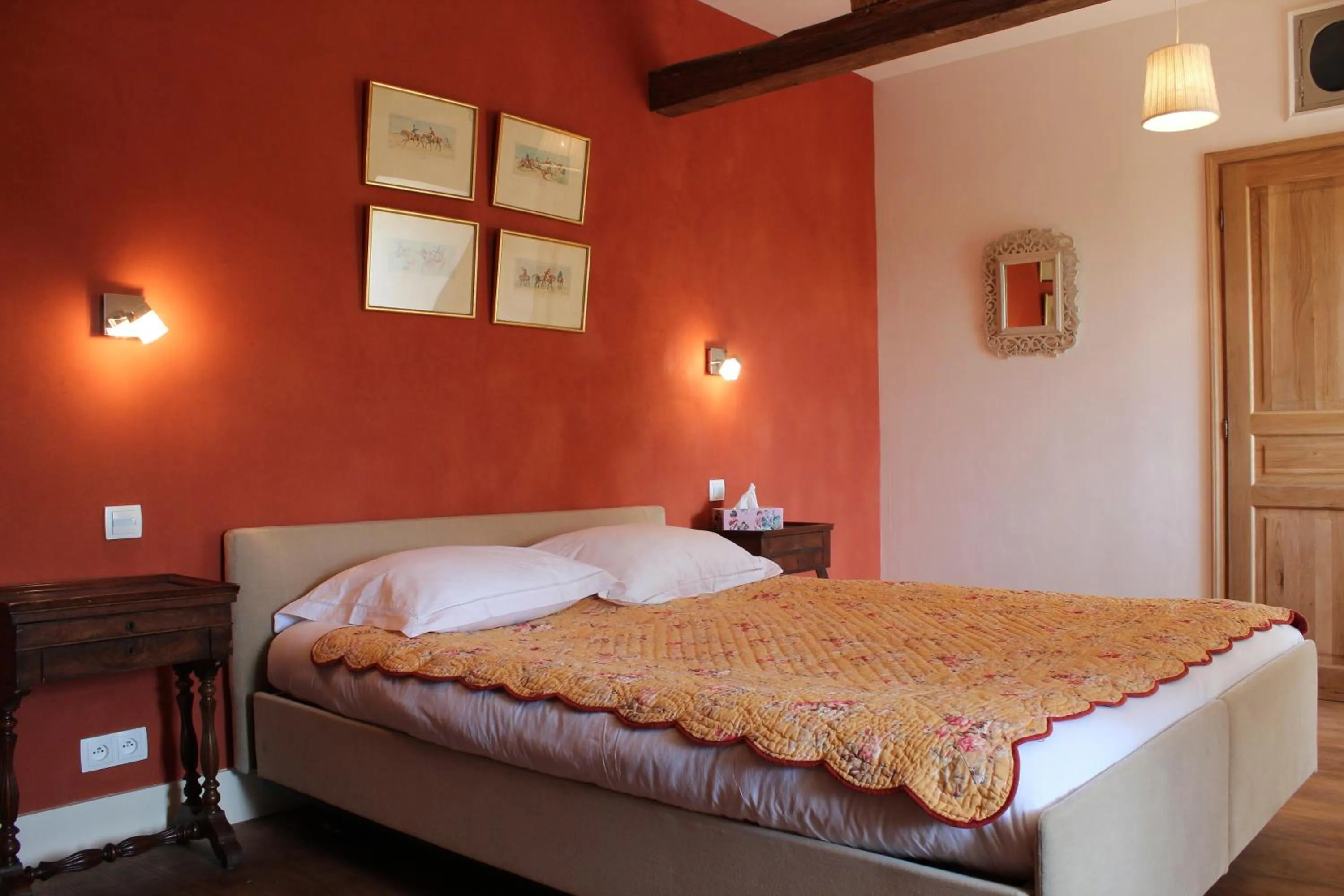 Photo of the whole room, Bed in Chambres d'hôtes de Parseval