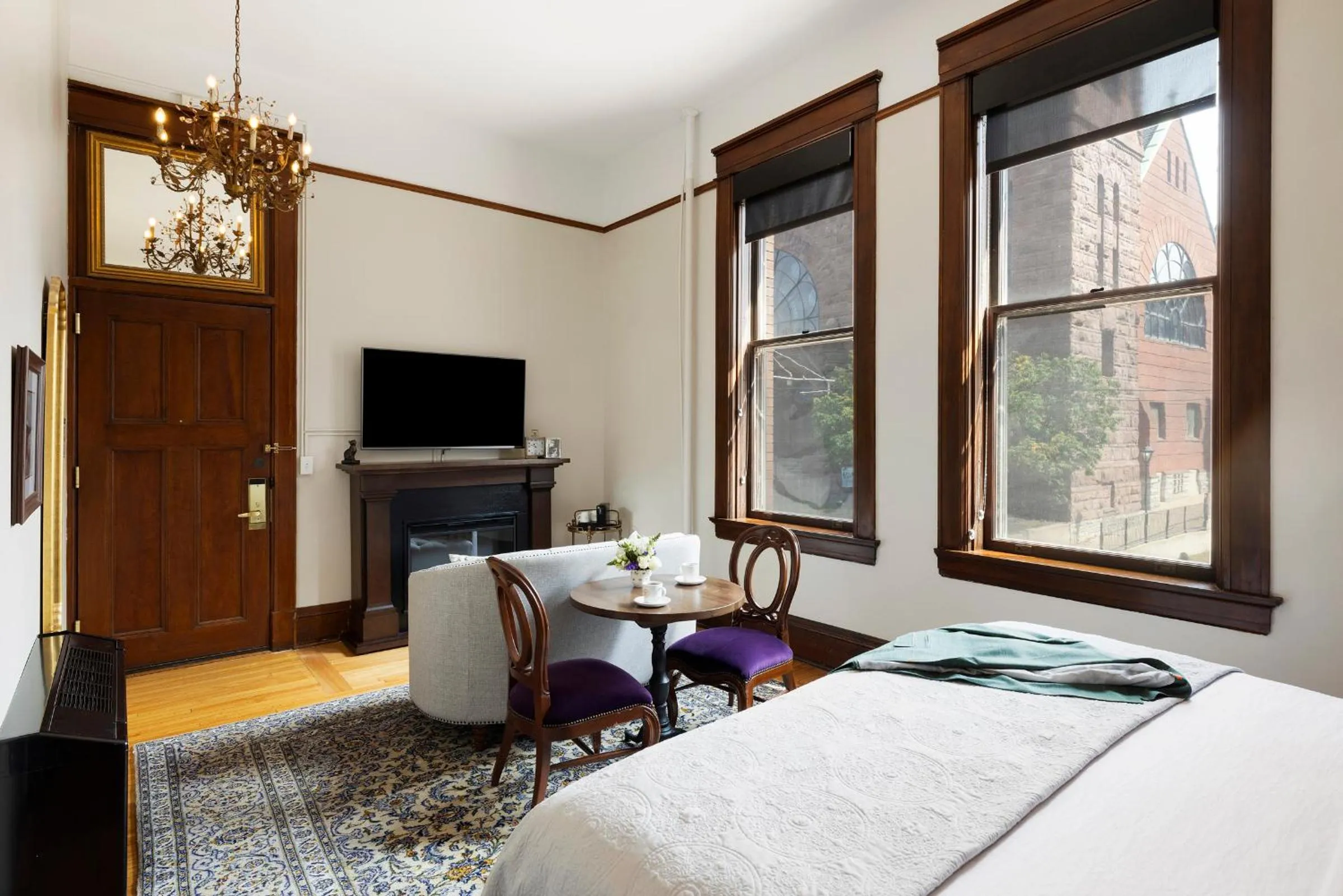 Bed in Celeste of St Paul