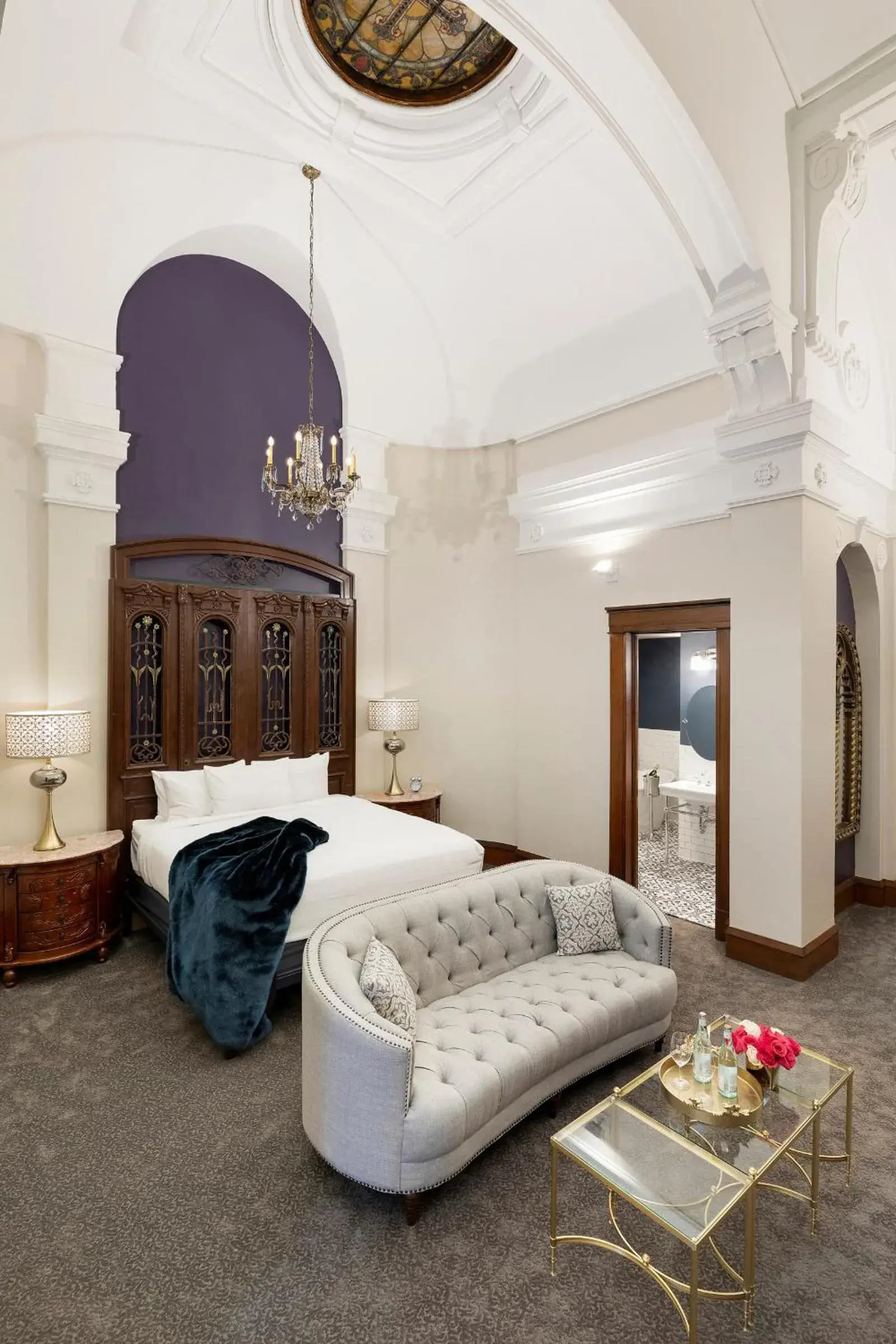 Seating area, Bed in Celeste of St Paul Seating area, Bed in Celeste of St Paul