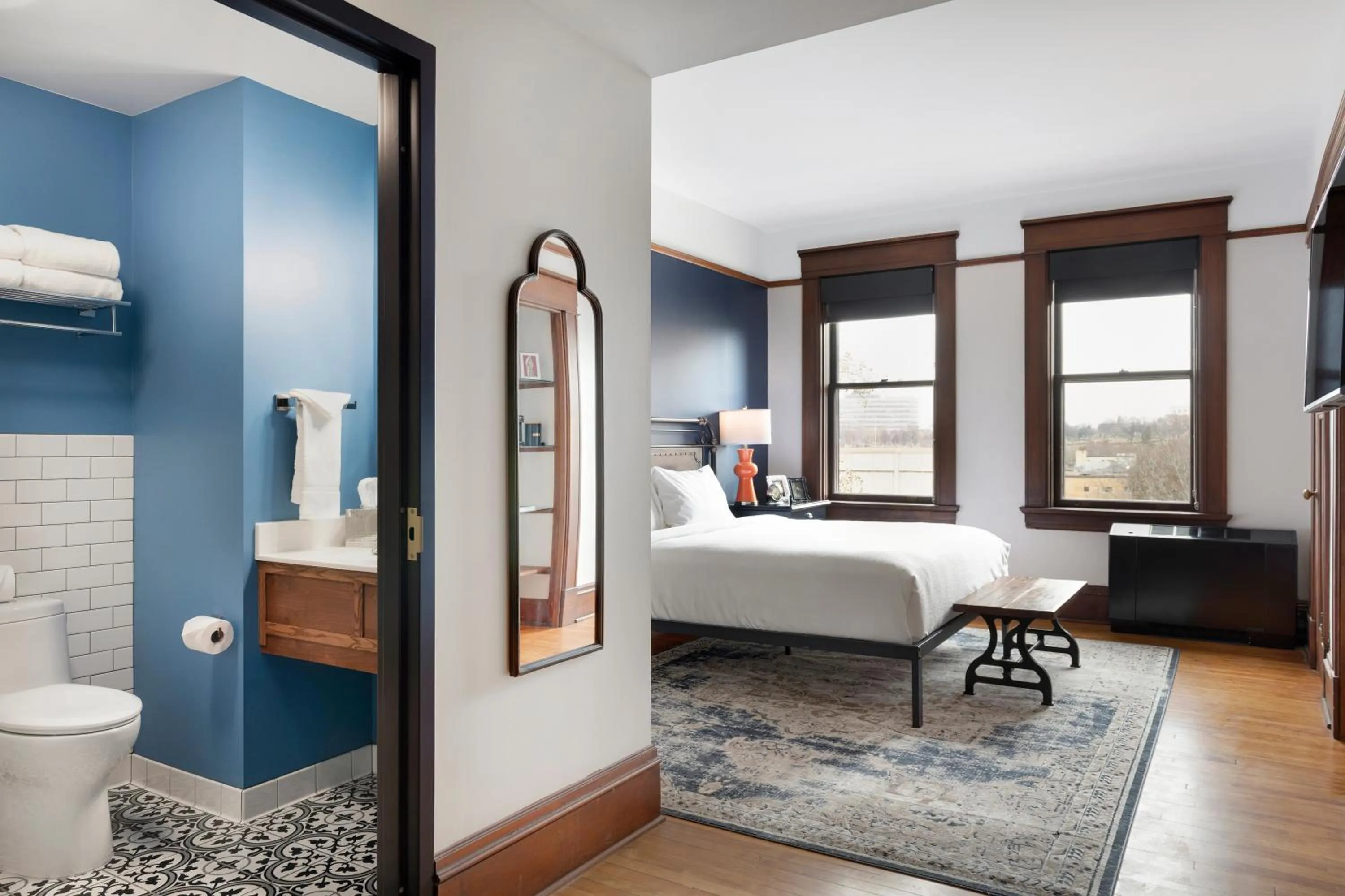 Bed in Celeste of St Paul