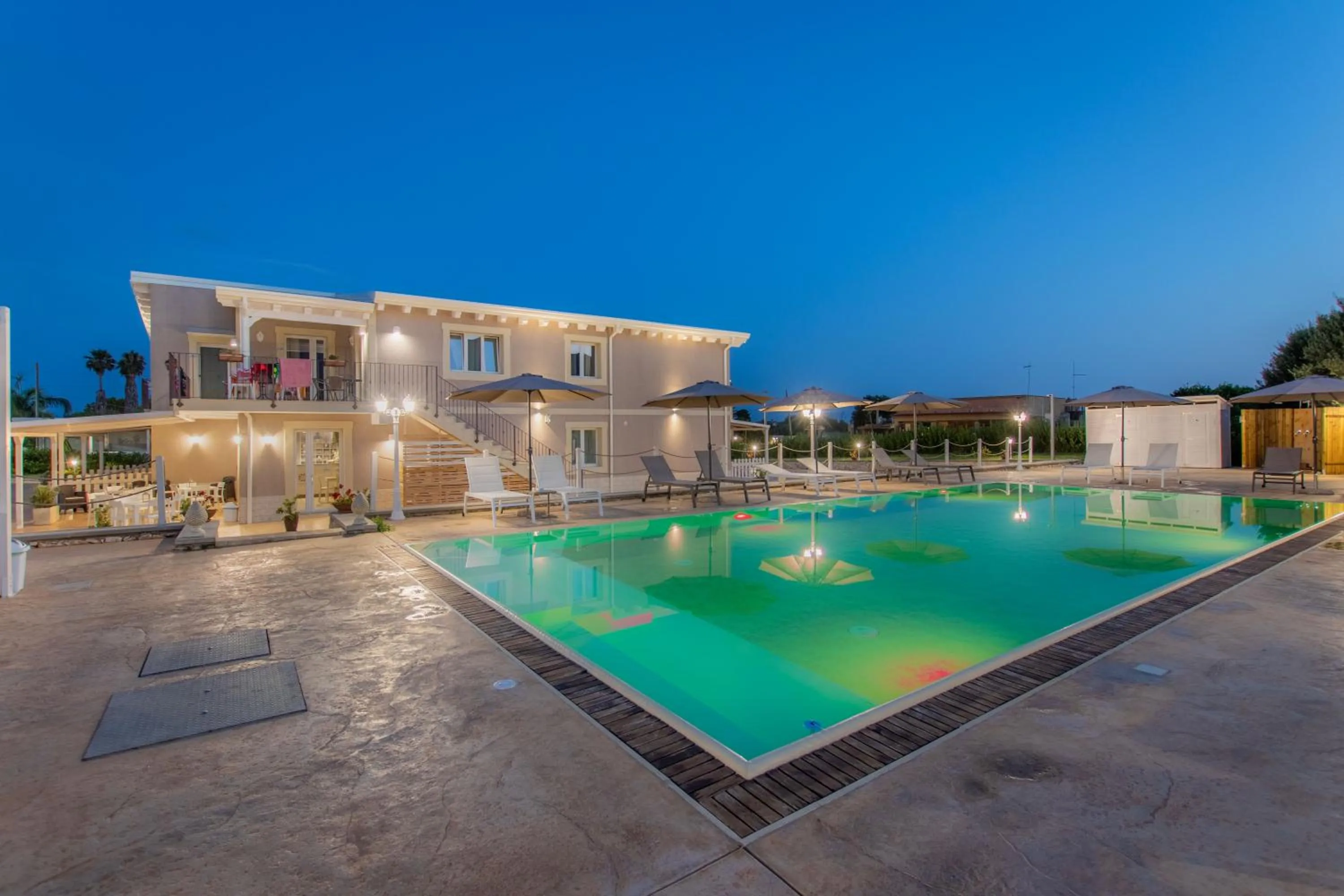 Swimming pool in Tramonto Ibleo Resort