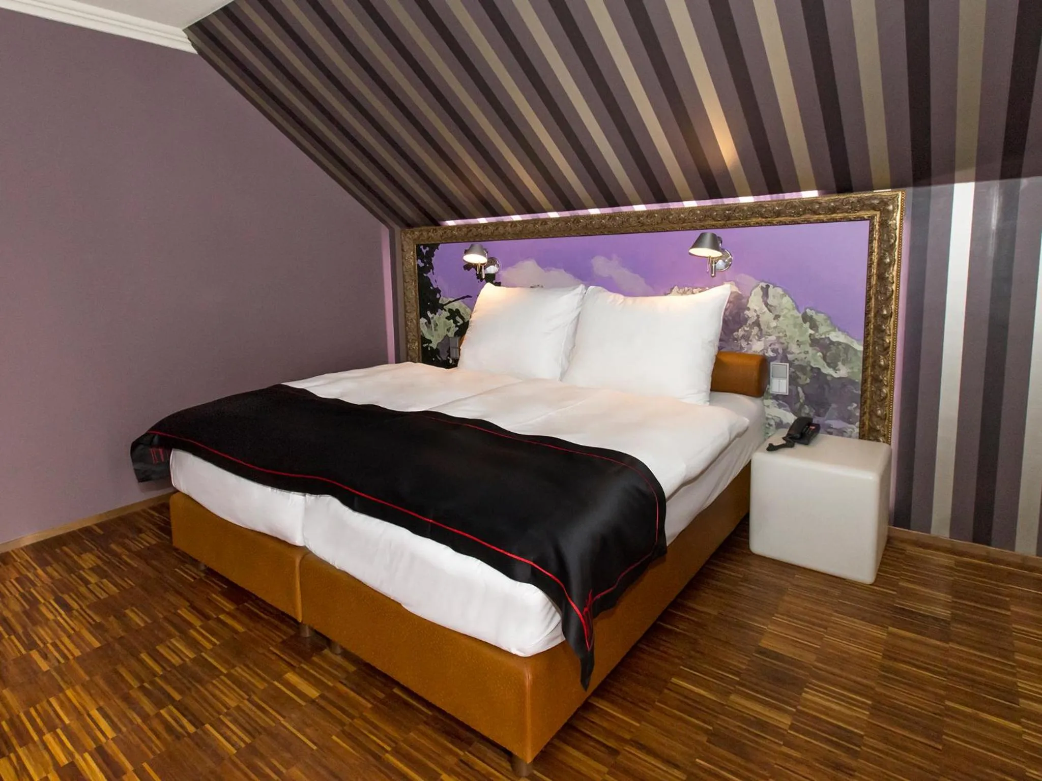 Photo of the whole room, Bed in DORMERO Hotel München-Kirchheim Messe