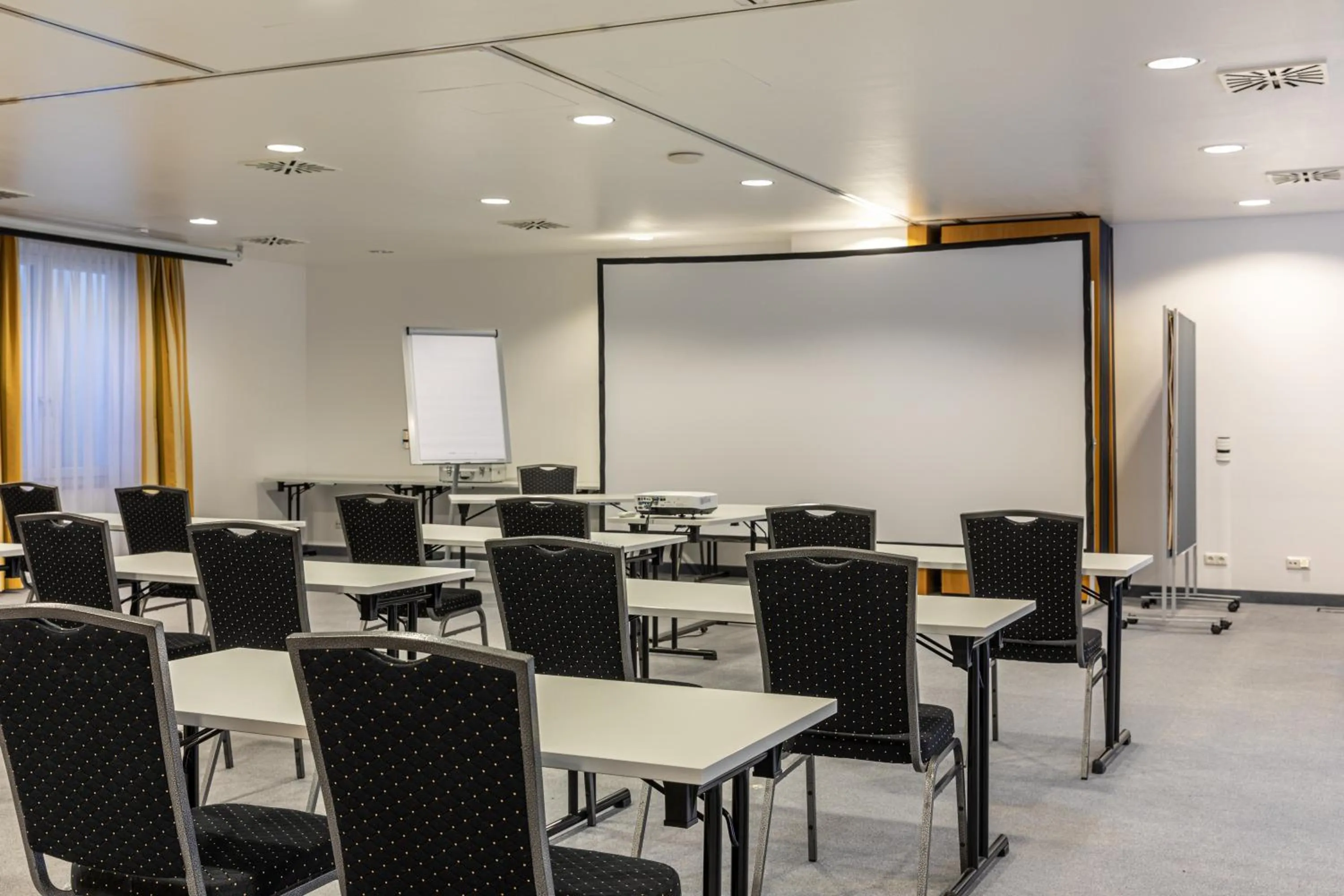 Business facilities in Quality Hotel & Suites Muenchen Messe
