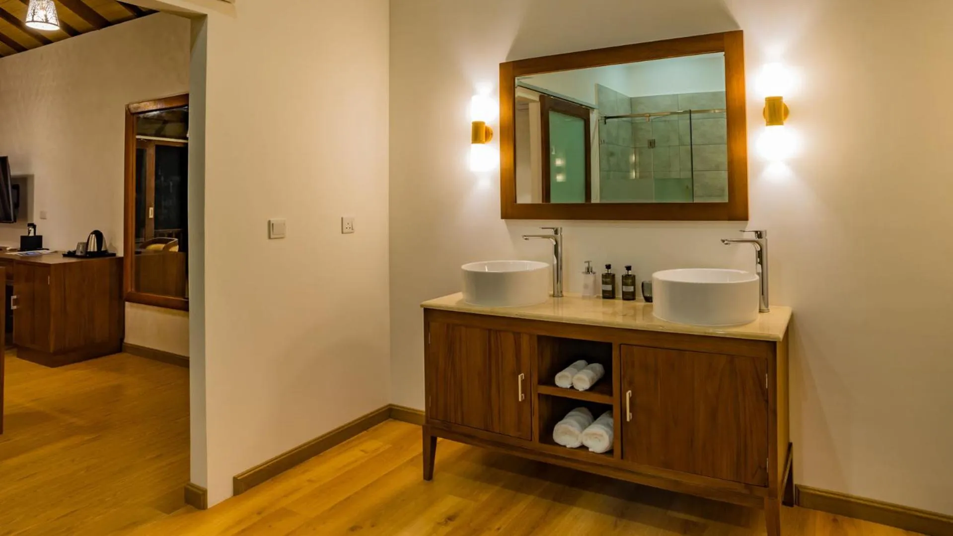 Bathroom in Fiyavalhu Resort Maldives