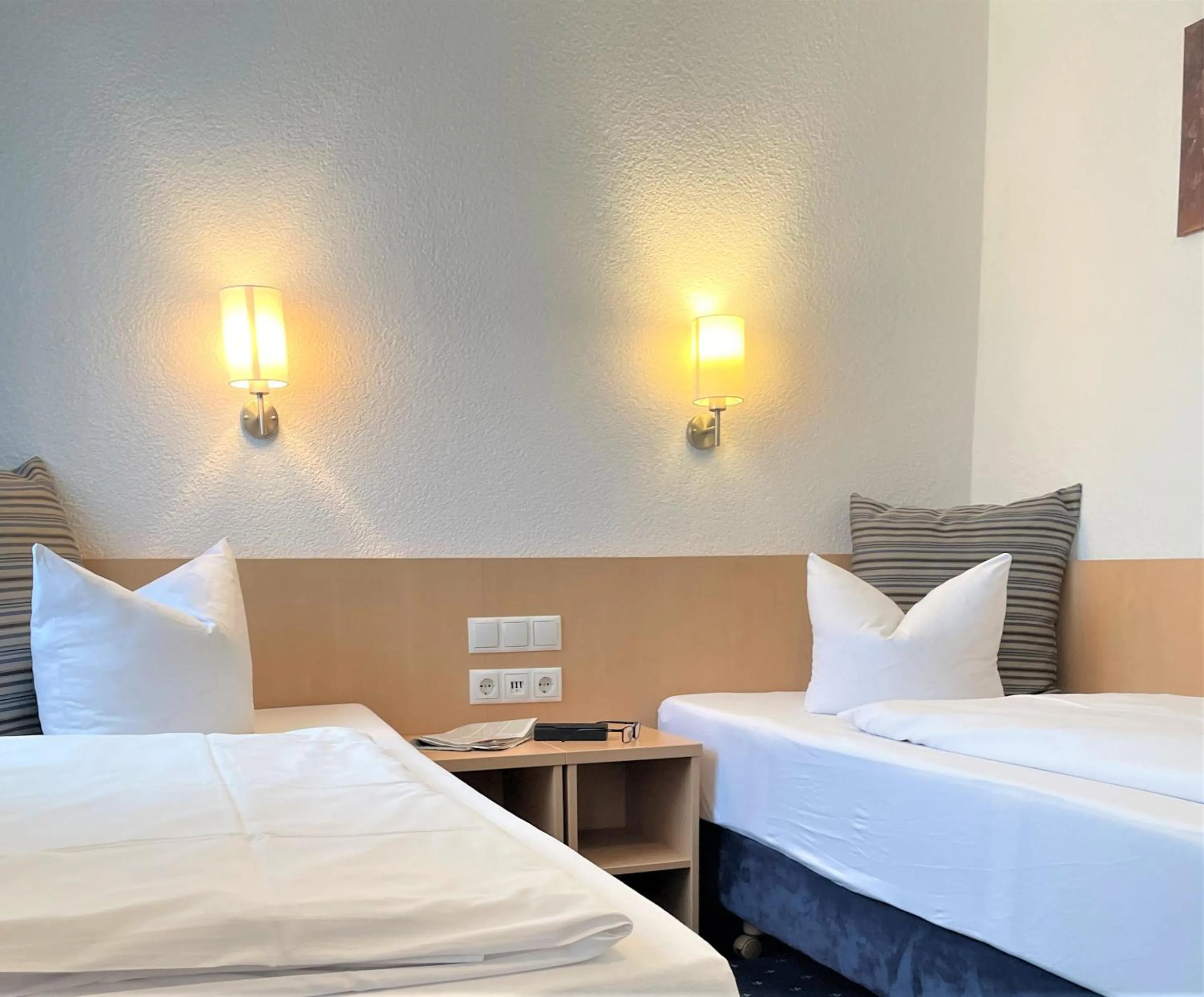 Photo of the whole room, Bed in Hotel Bettina garni