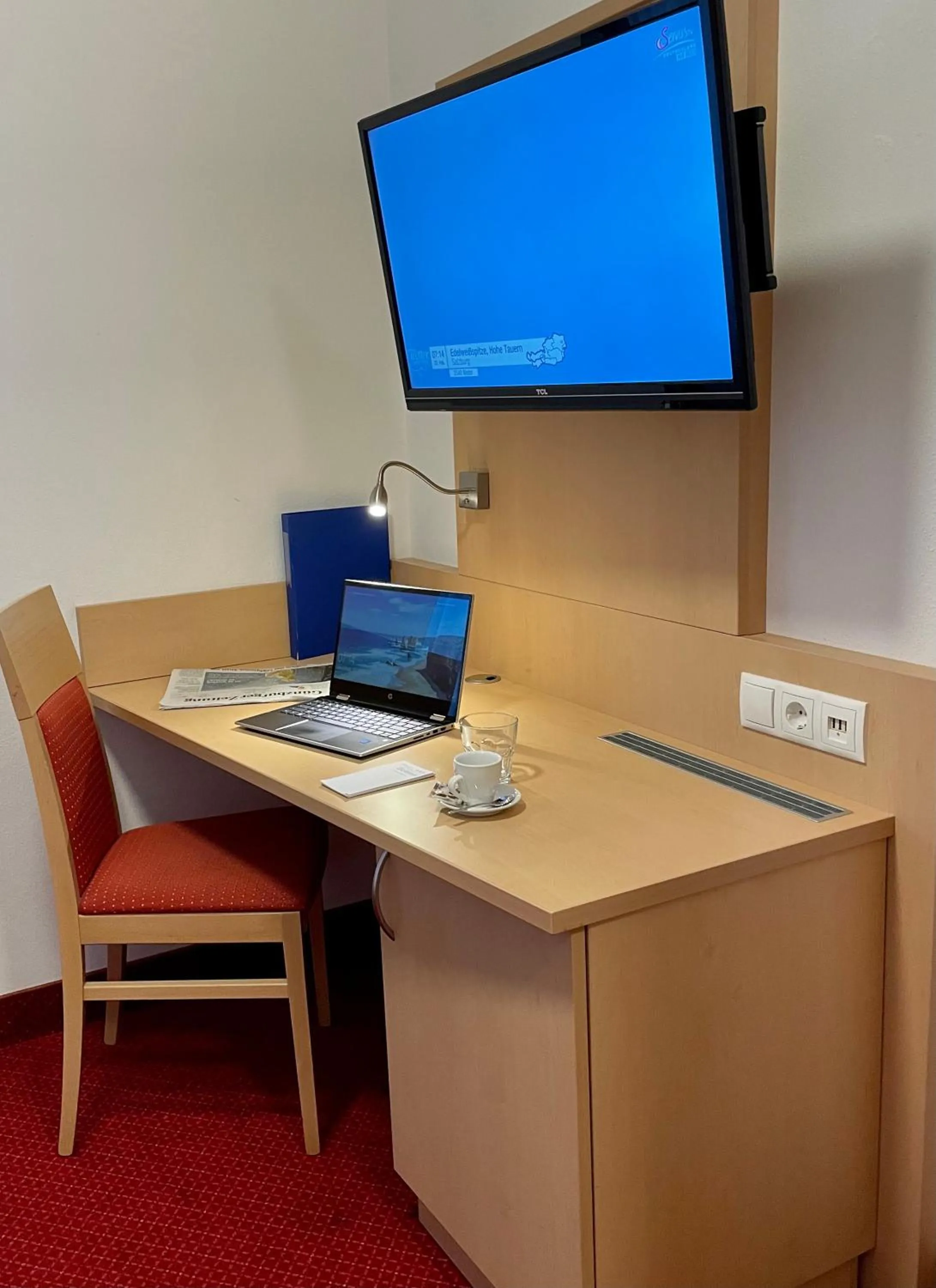 Photo of the whole room in Hotel Bettina garni