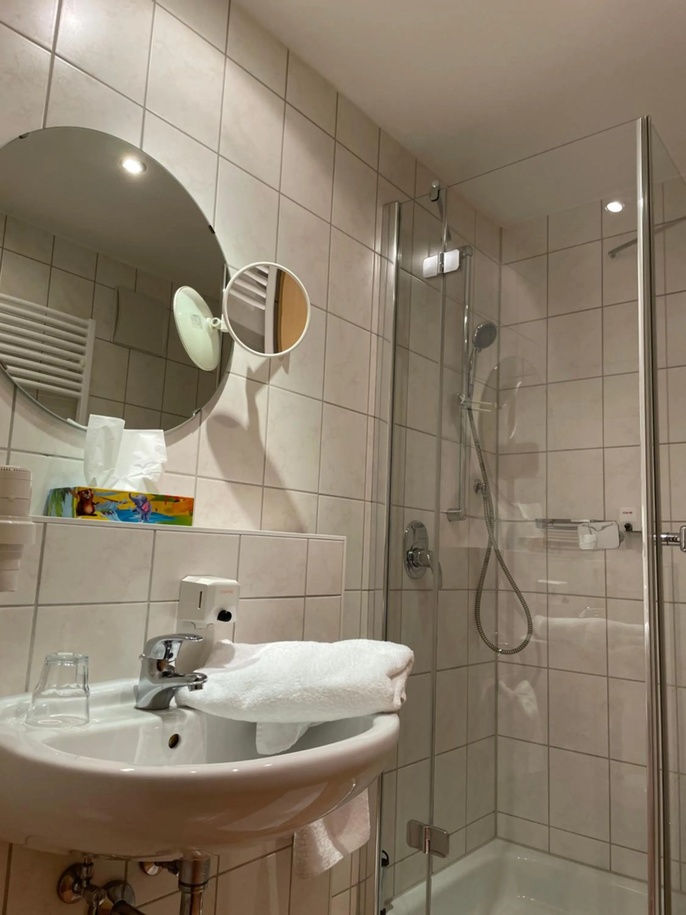 Bathroom in Hotel Bettina garni