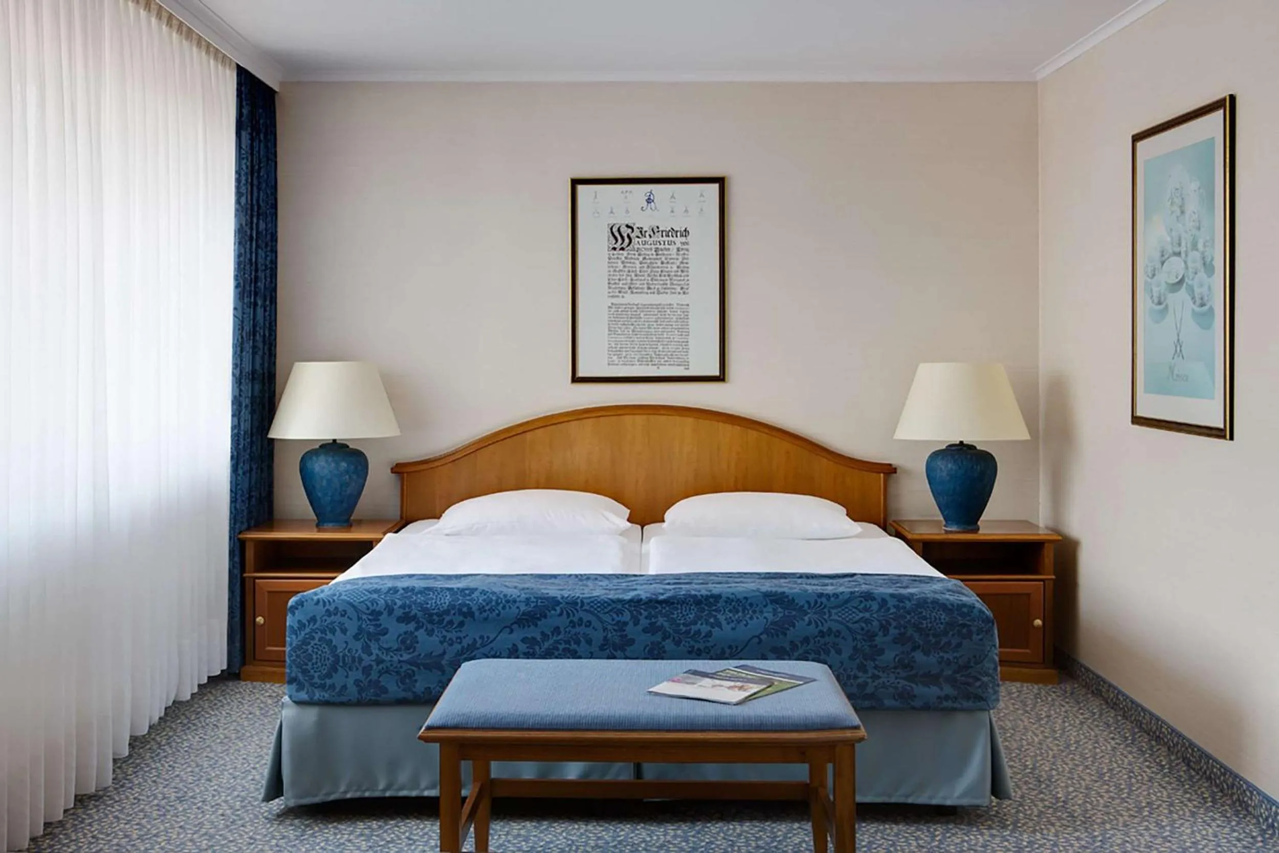 Bedroom, Bed in Dorint Parkhotel Meißen