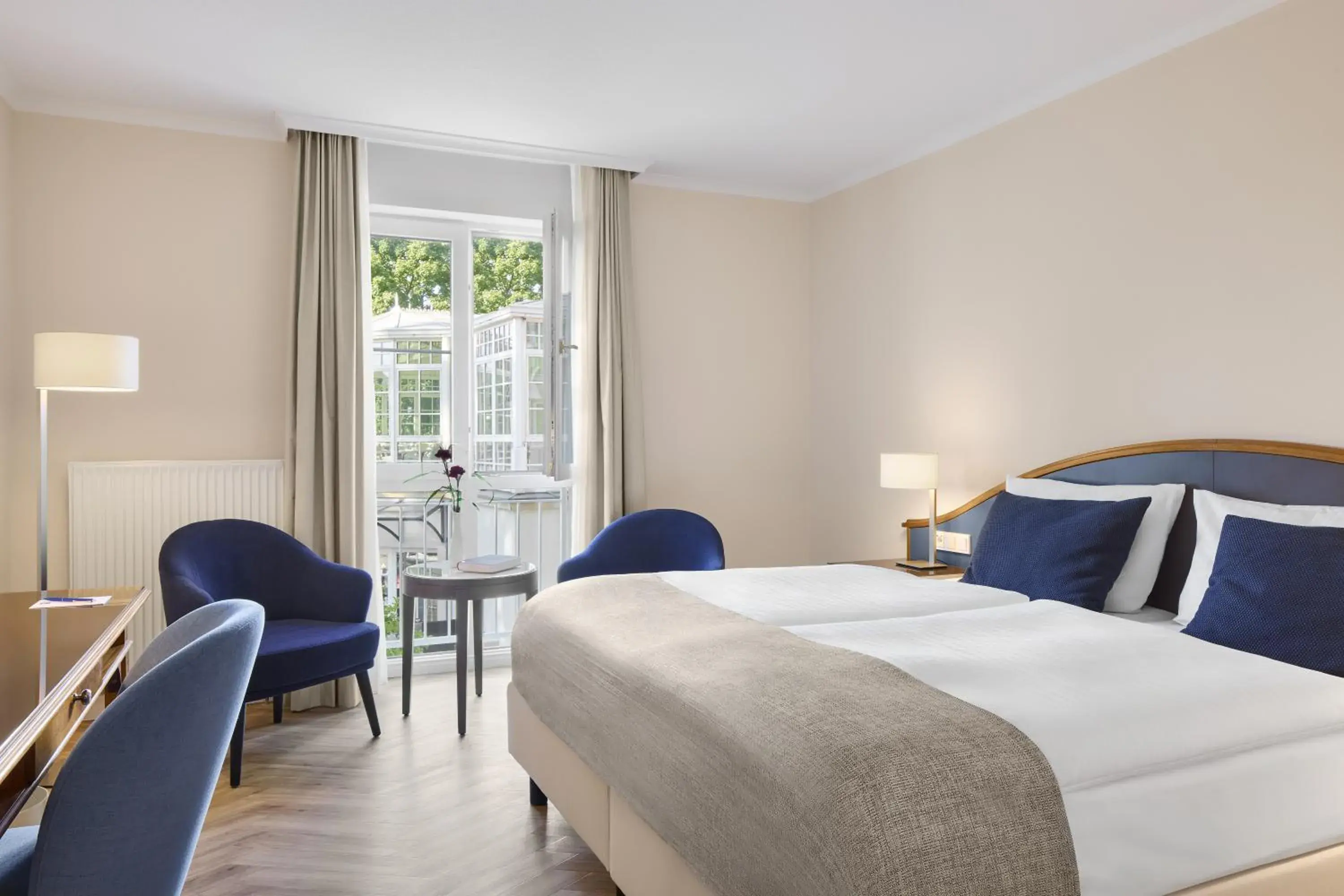 Comfort Double Room in Dorint Parkhotel Meißen Comfort Double Room in Dorint Parkhotel Meißen