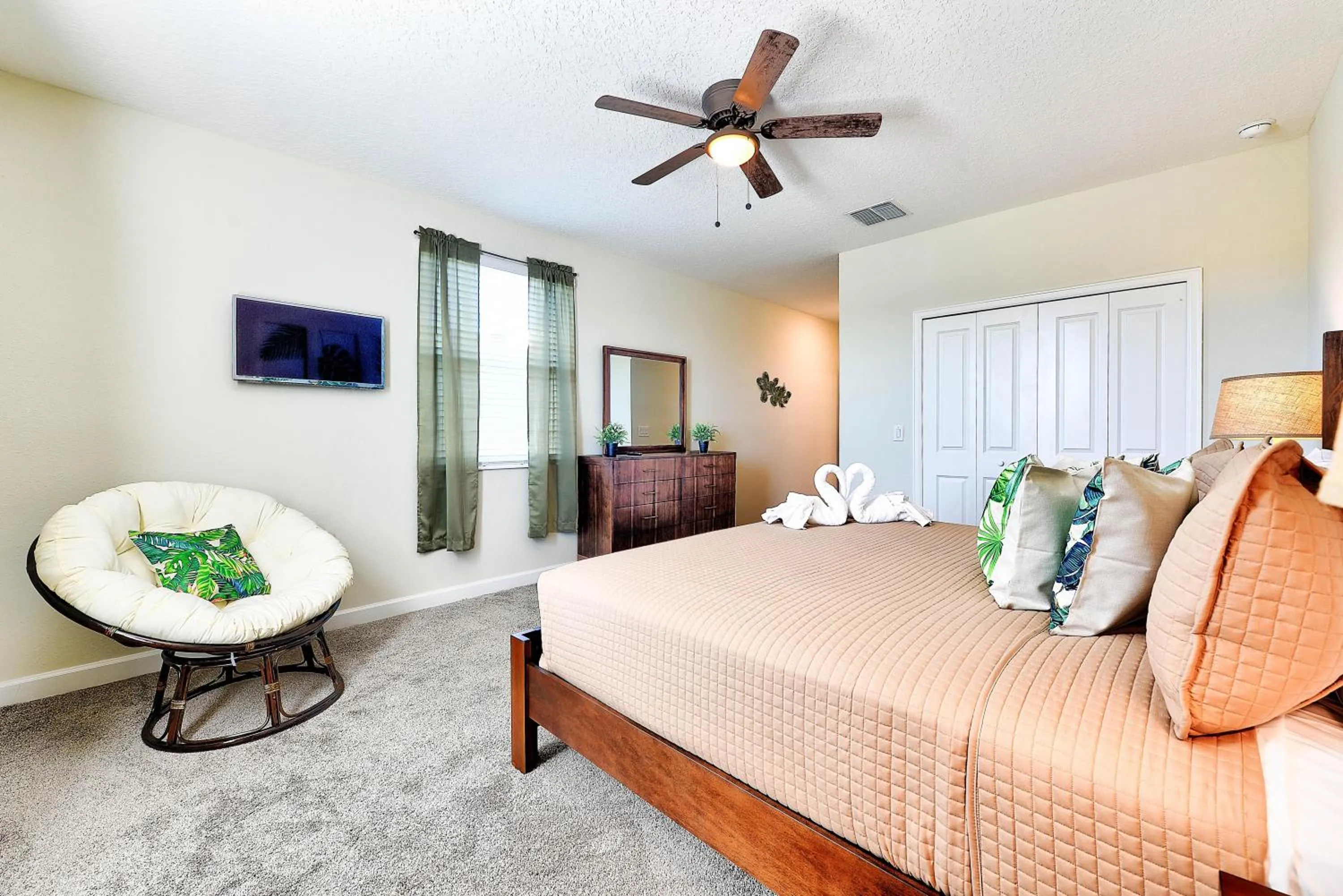 Property building, Bed in Champion Gate Brand New Home With Private Pool And Game Room