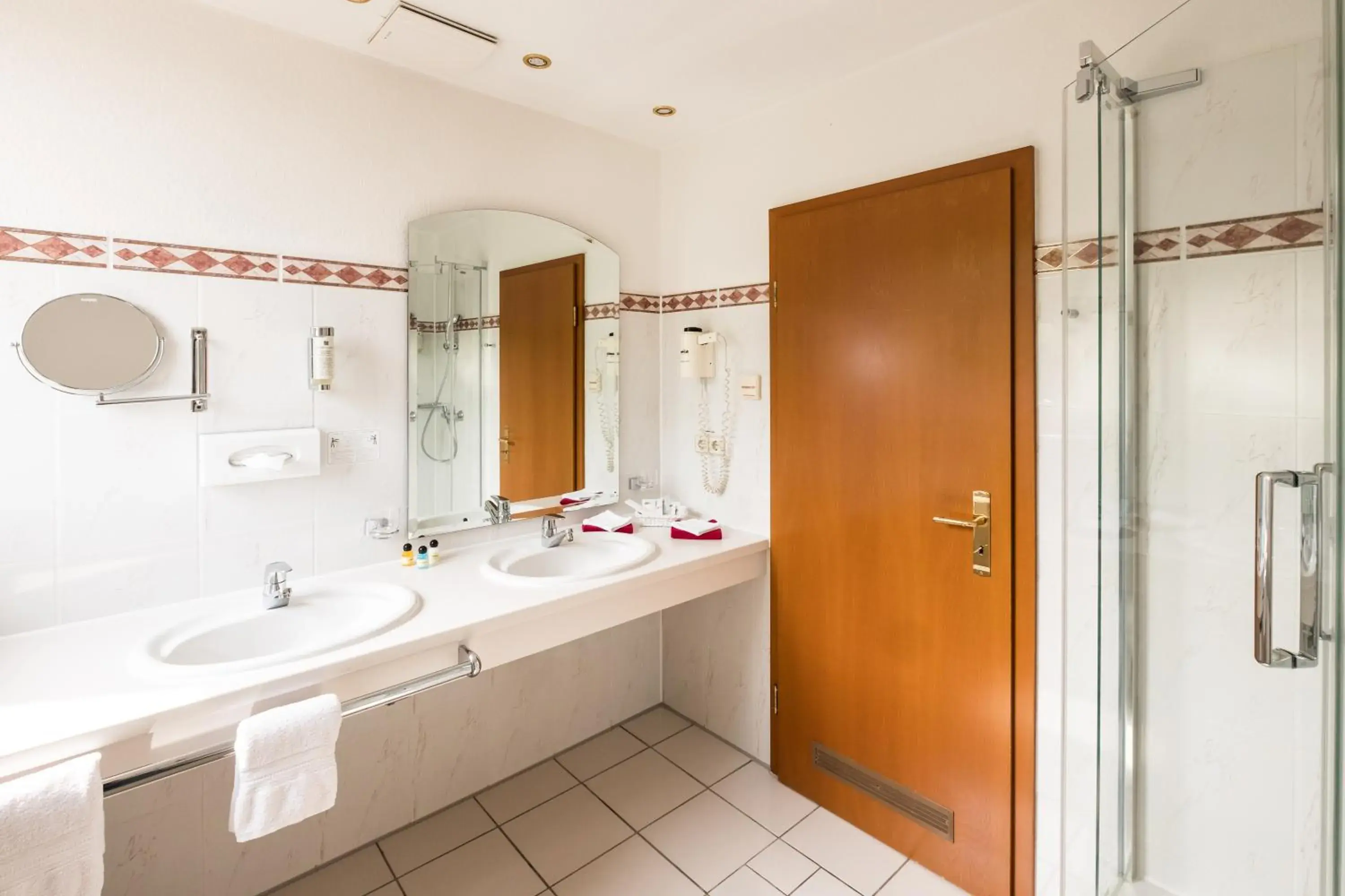 Single Room with Lake View in Das 53°Hotel Single Room with Lake View in Das 53°Hotel