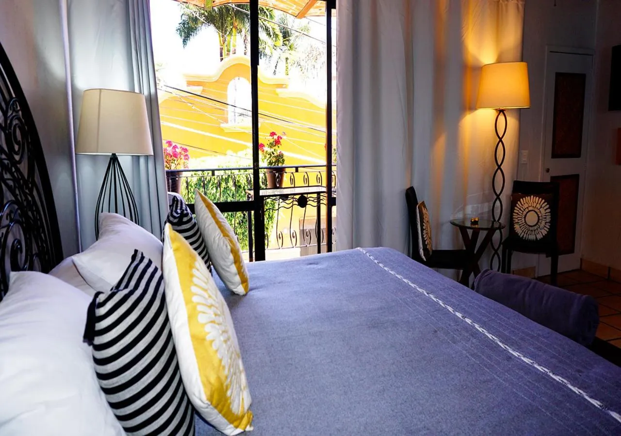 Bed in Casa del Sol Inn