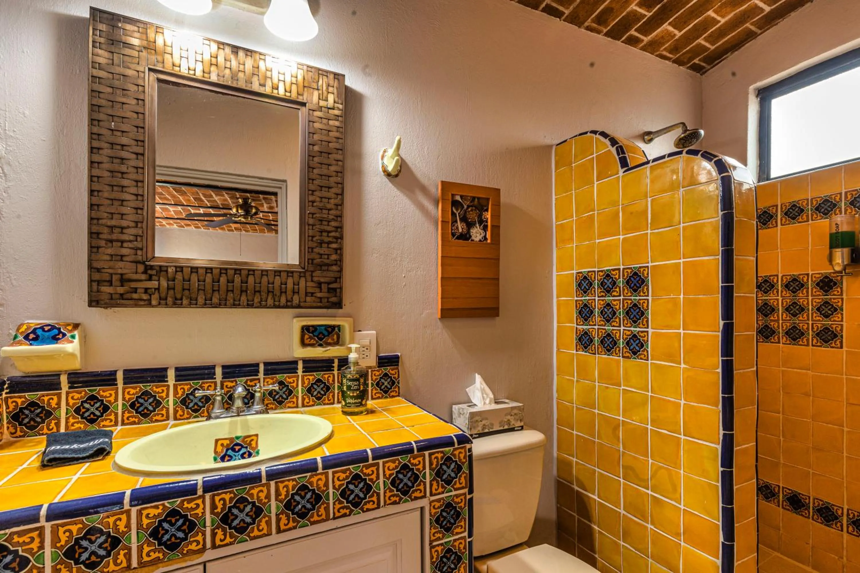 Bathroom in Casa del Sol Inn