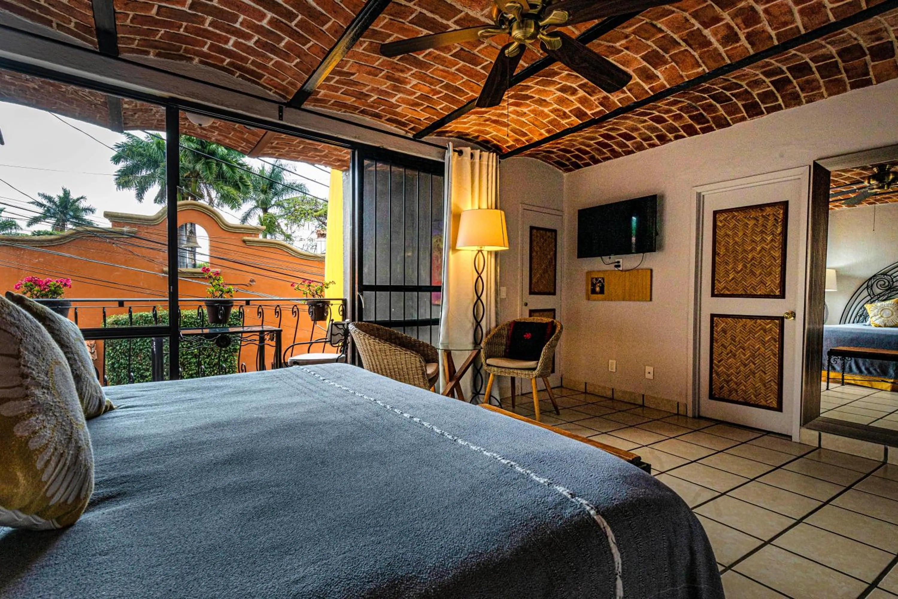 Bedroom, Bed in Casa del Sol Inn