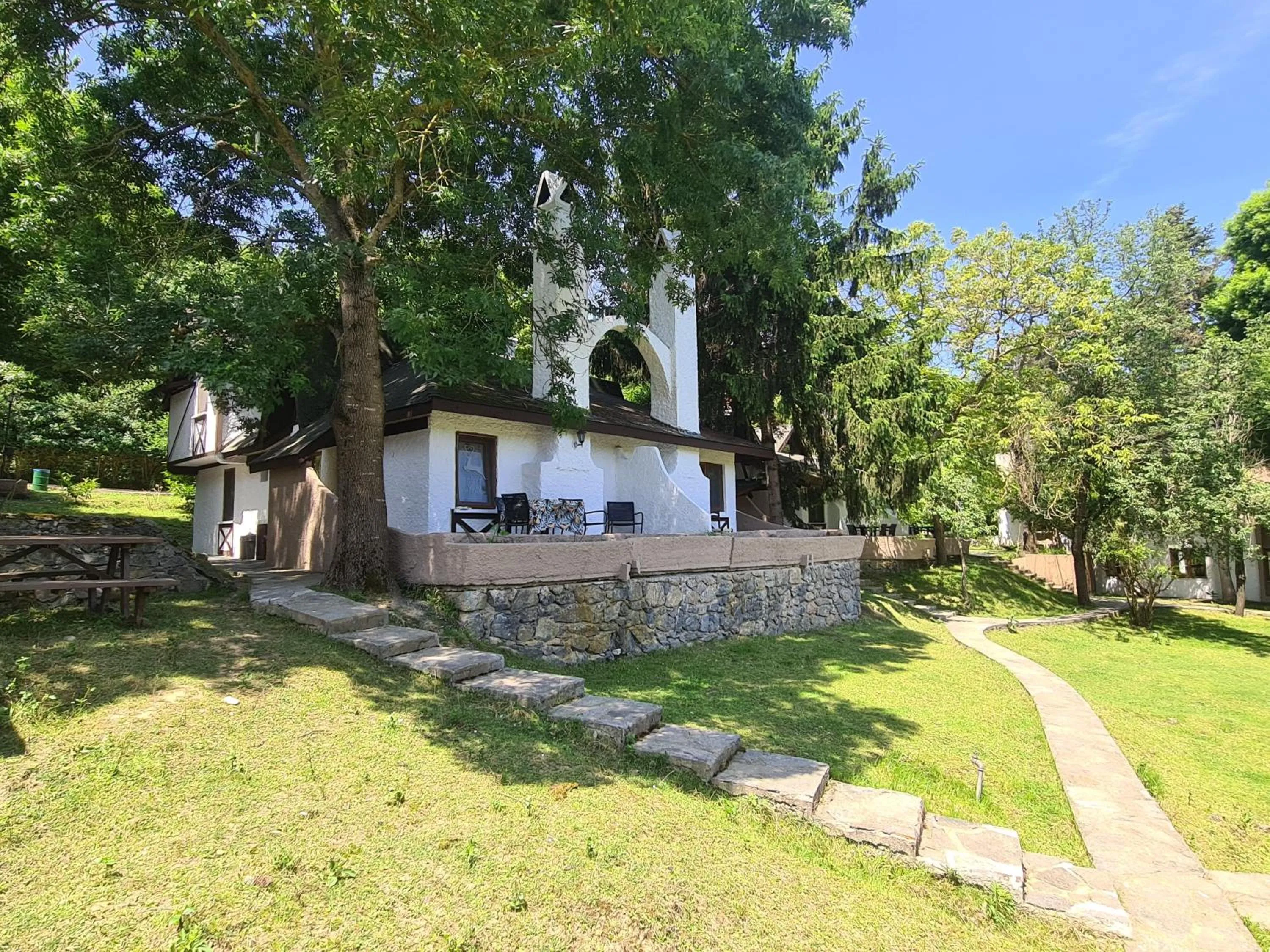 Photo of the whole room in Polonezköy Country Club & Accommodation in the Wildlife Park!