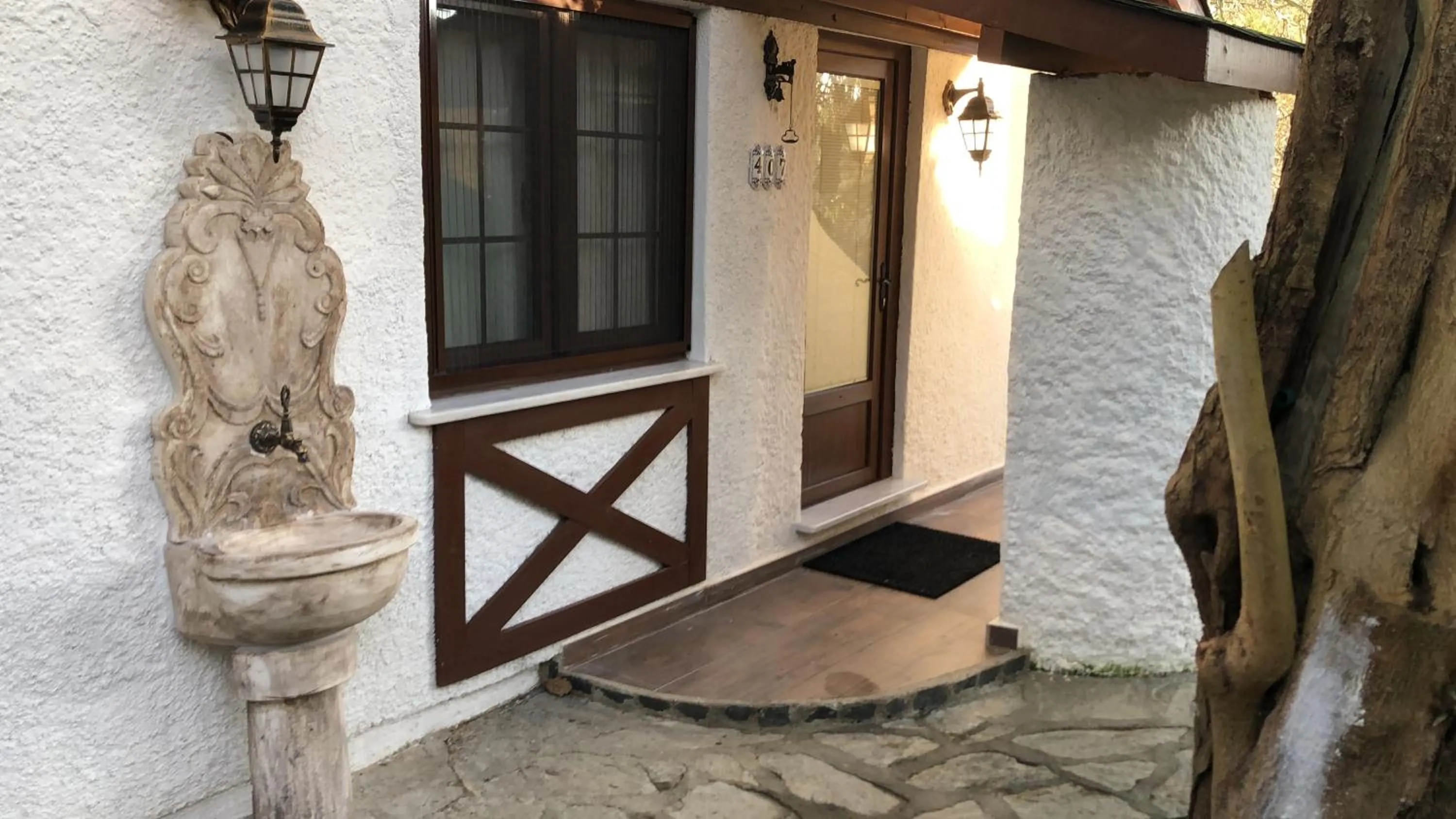 Patio in Polonezköy Country Club & Accommodation in the Wildlife Park!