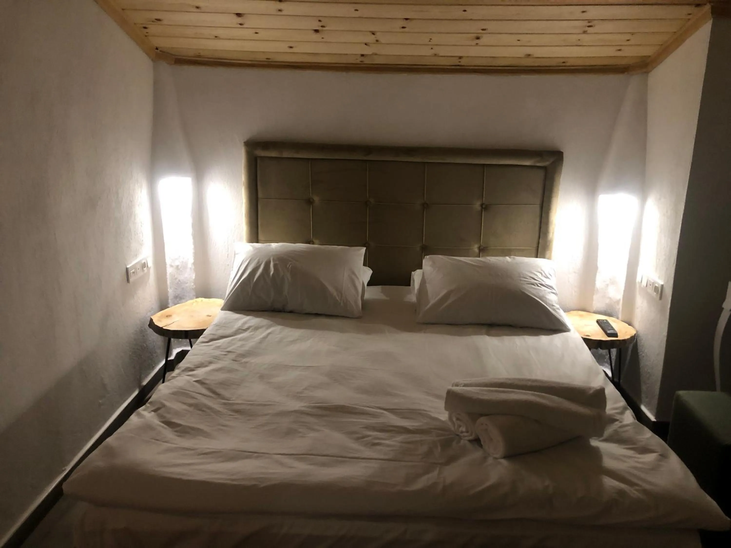 Bed in Polonezköy Country Club & Accommodation in the Wildlife Park!