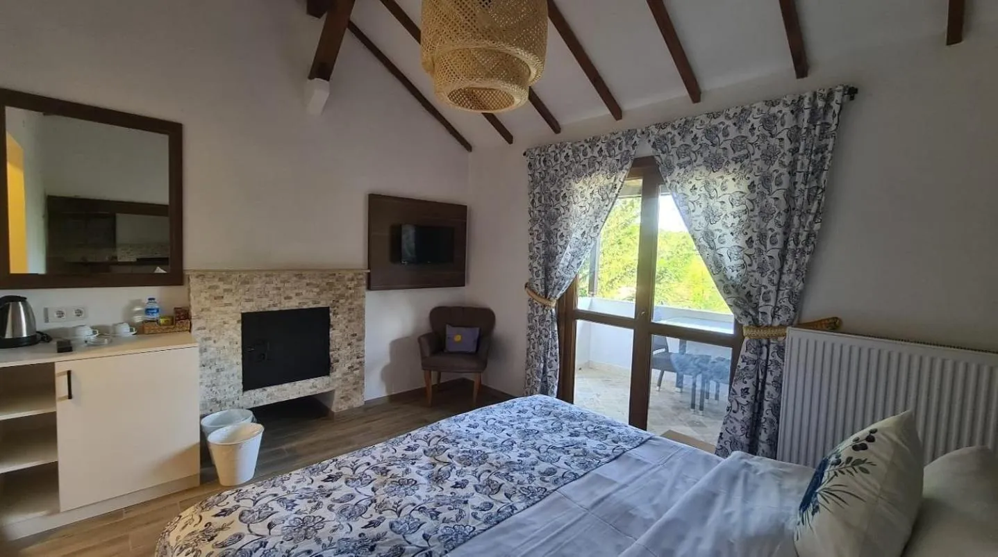 Bed in Polonezköy Country Club & Accommodation in the Wildlife Park!