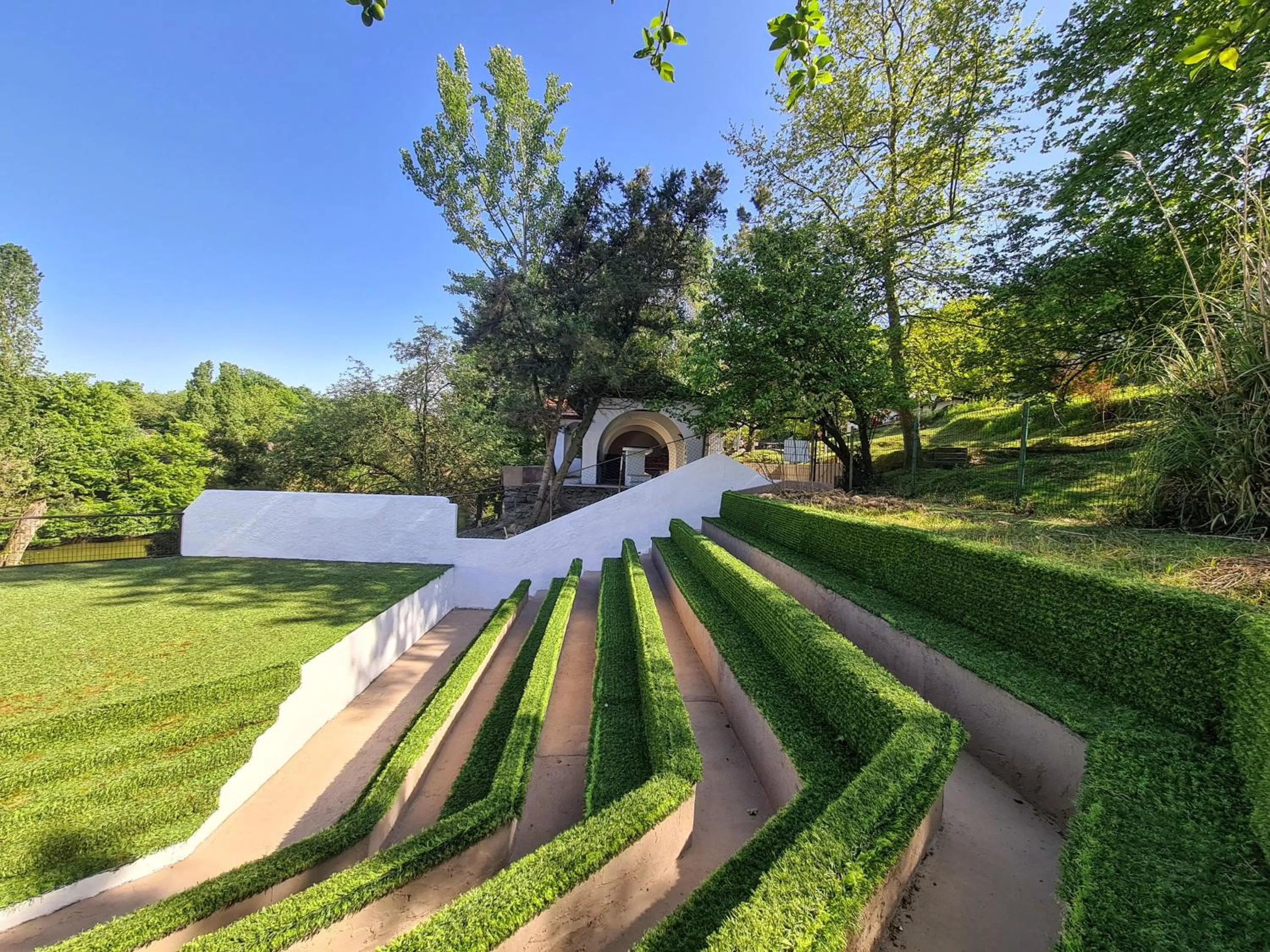 Lounge or bar in Polonezköy Country Club & Accommodation in the Wildlife Park!